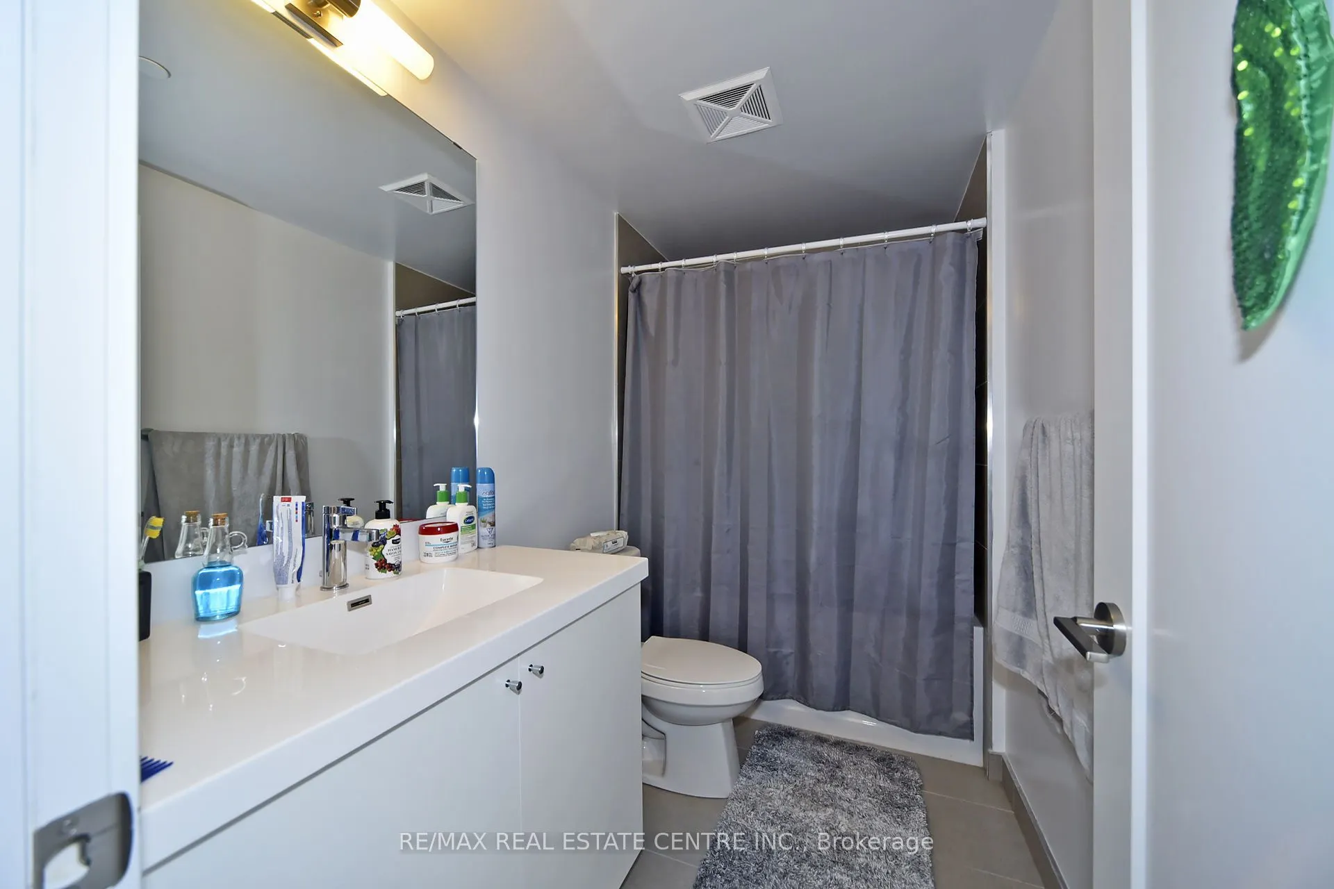 2550 Simcoe Street #1216