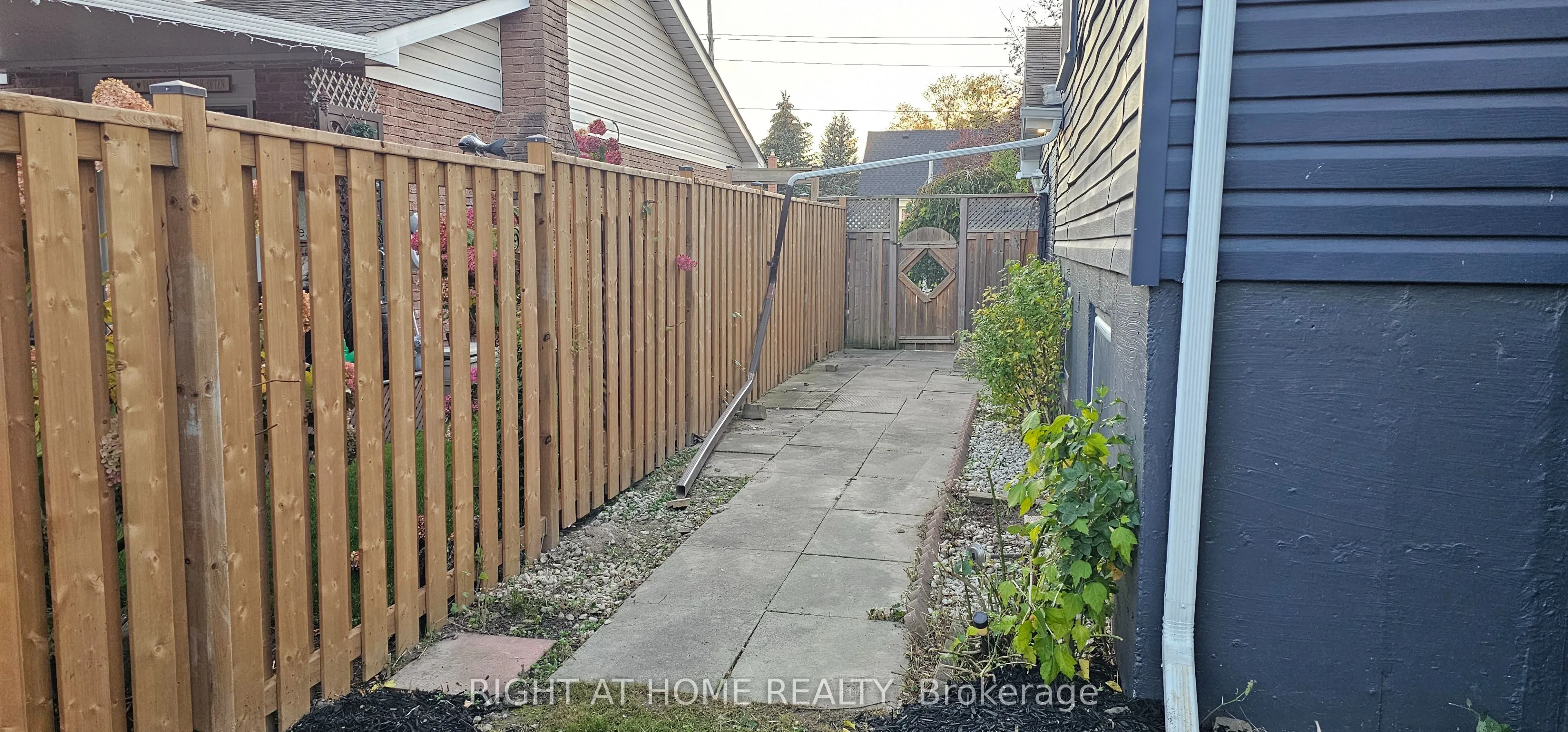 47 Simpson Avenue