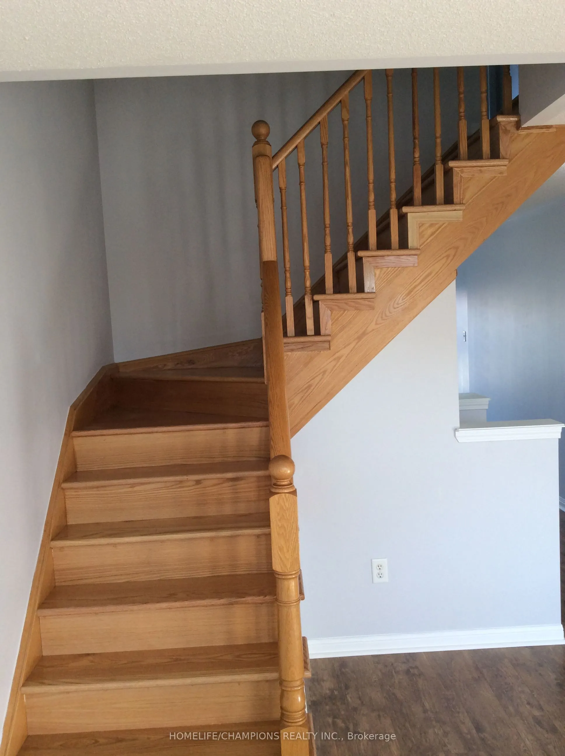 32 Ecopark Gate #Unit #2