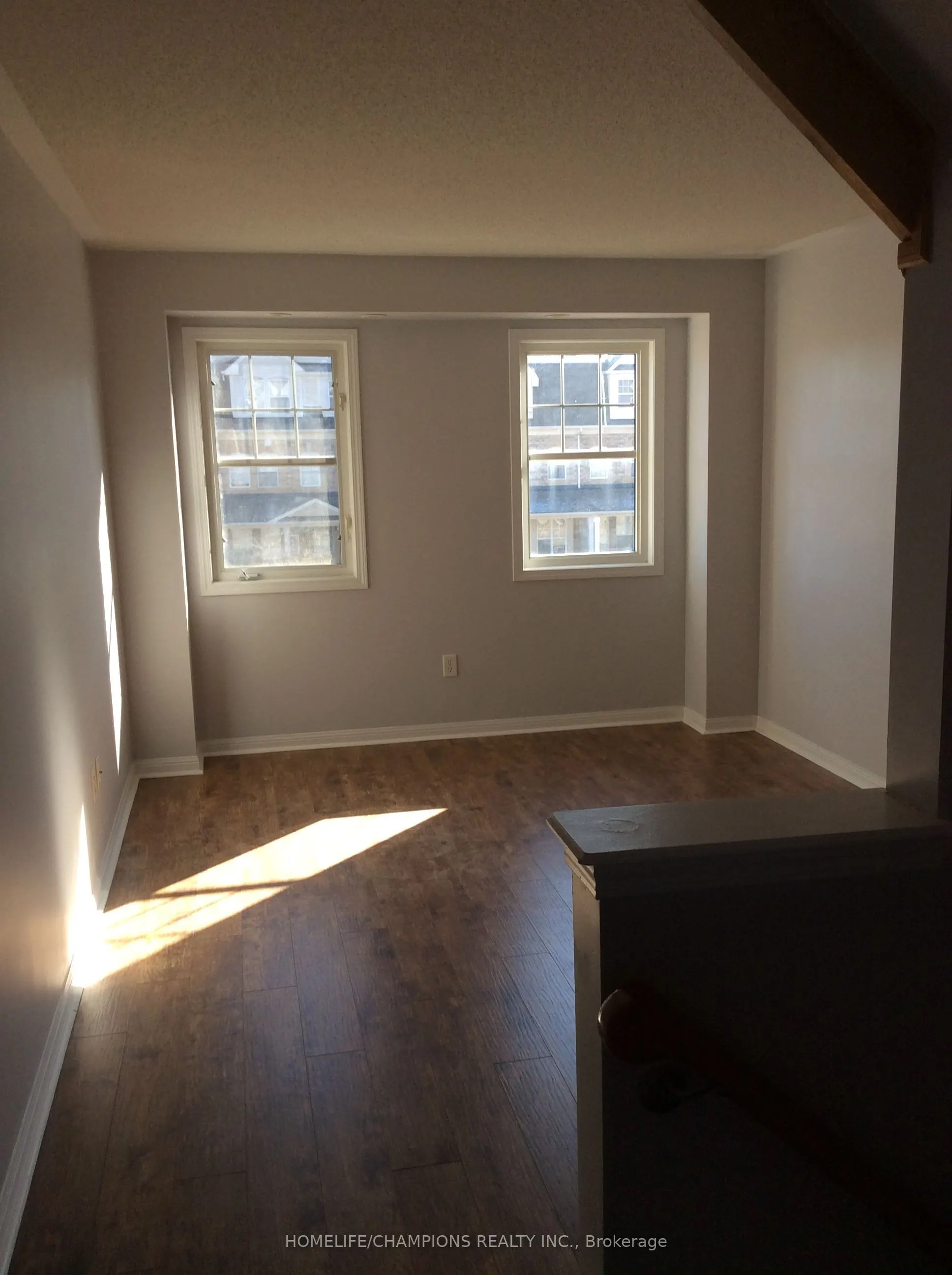 32 Ecopark Gate #Unit #2
