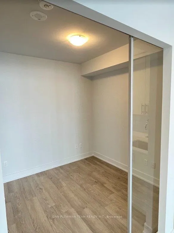 2550 Simcoe Street N #508