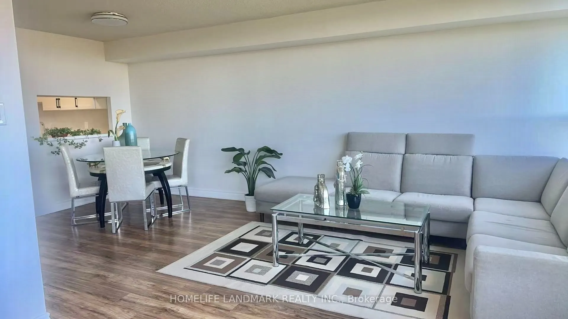 2365 Kennedy Road #611