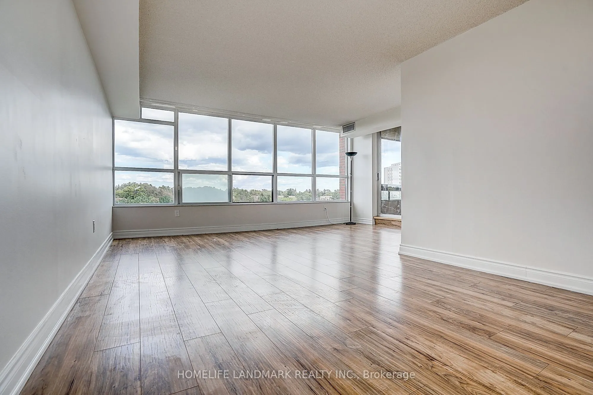 2365 Kennedy Road #611