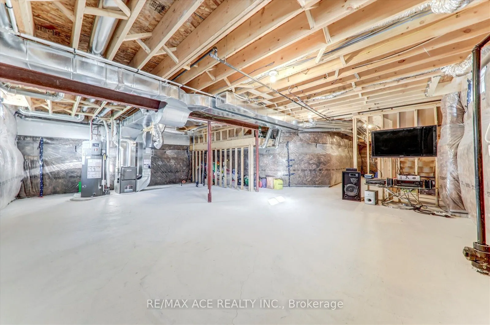1152 Skyridge Boulevard