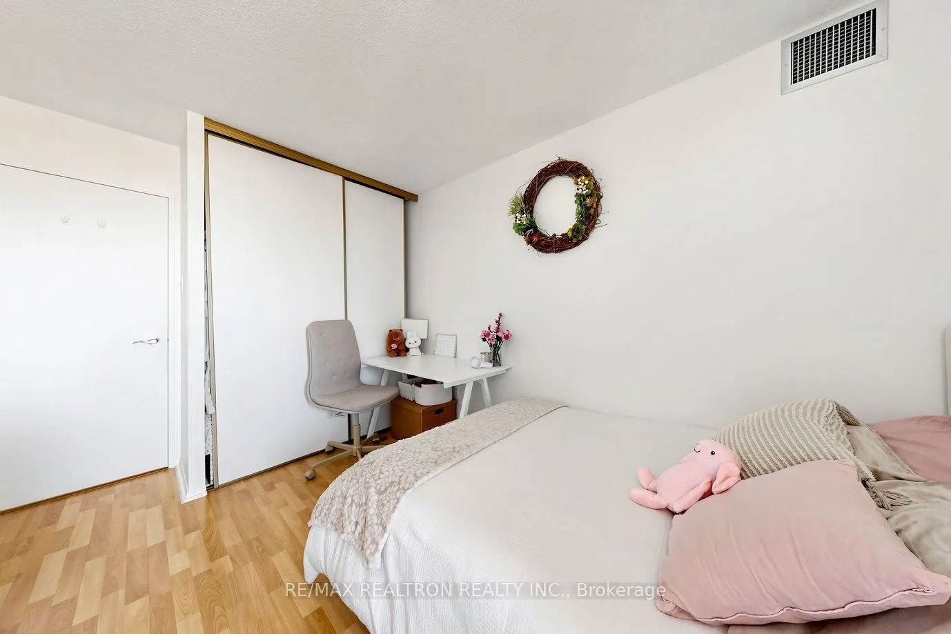 2365 Kennedy Road #505
