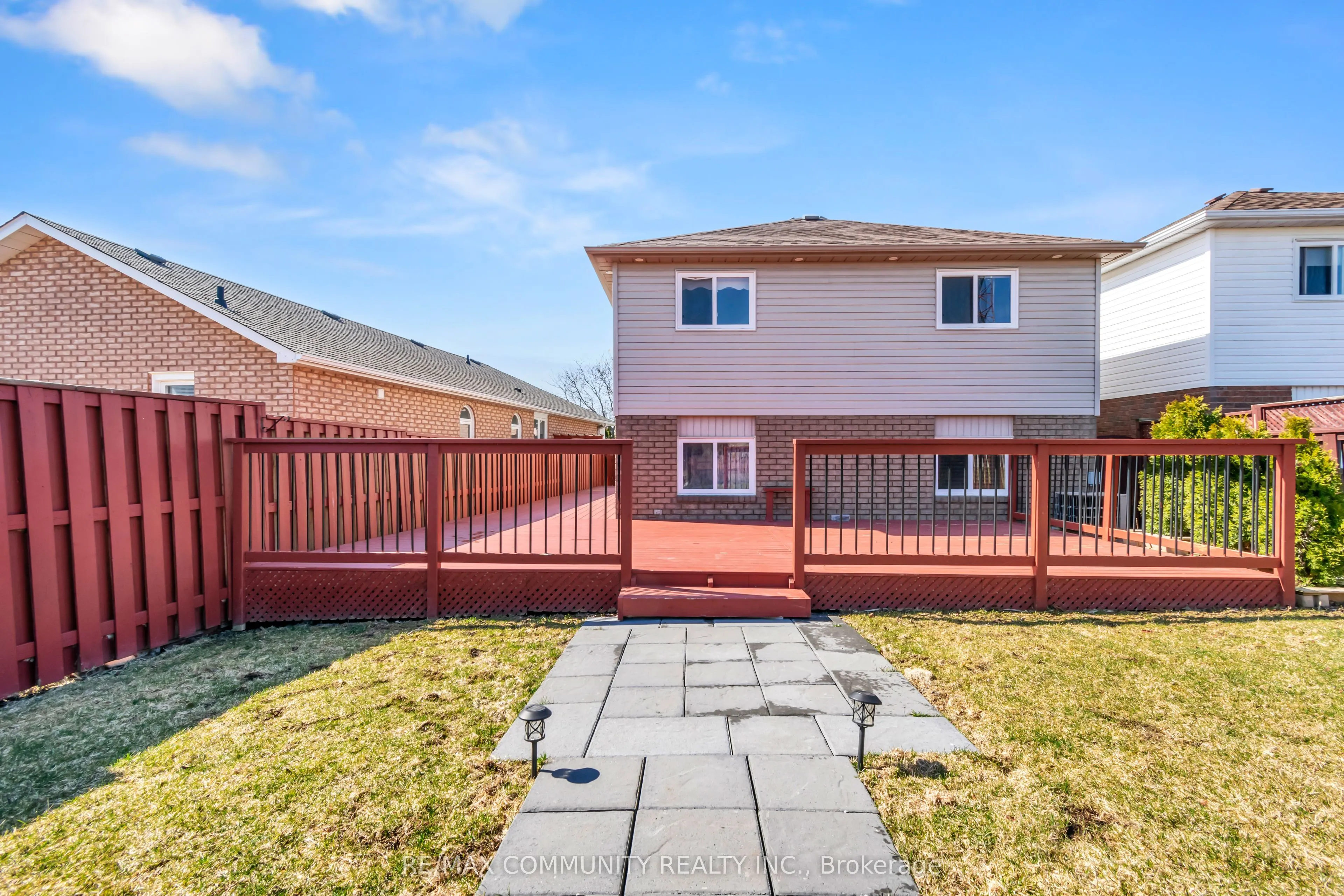 1376 Trowbridge Drive