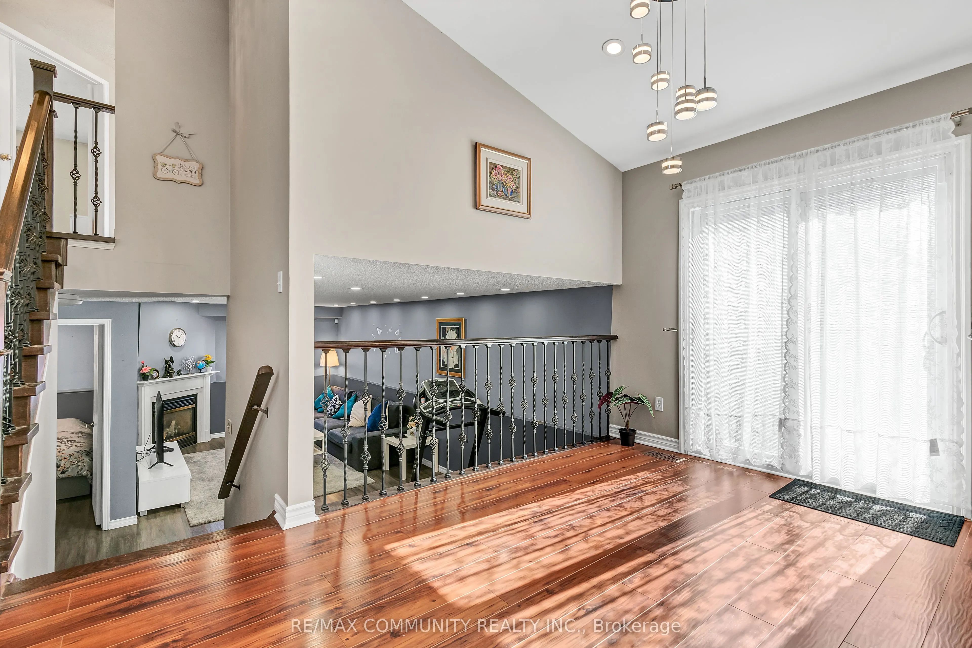 1376 Trowbridge Drive
