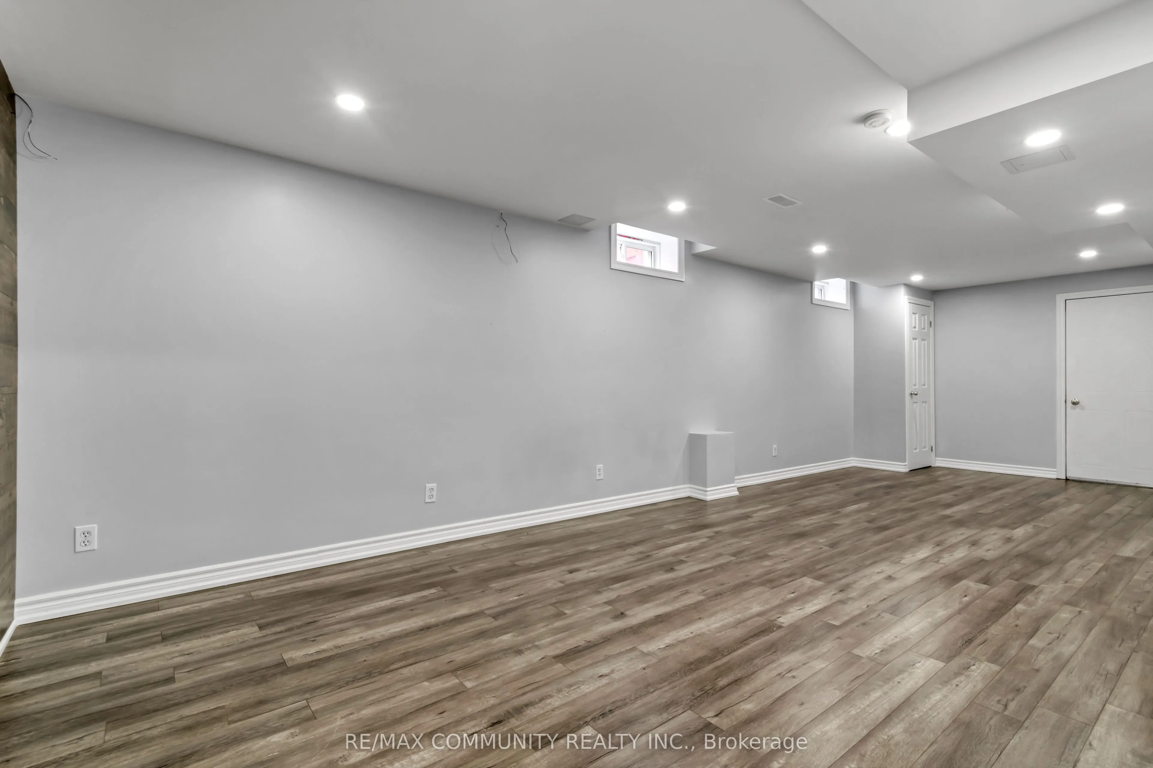 1376 Trowbridge Drive