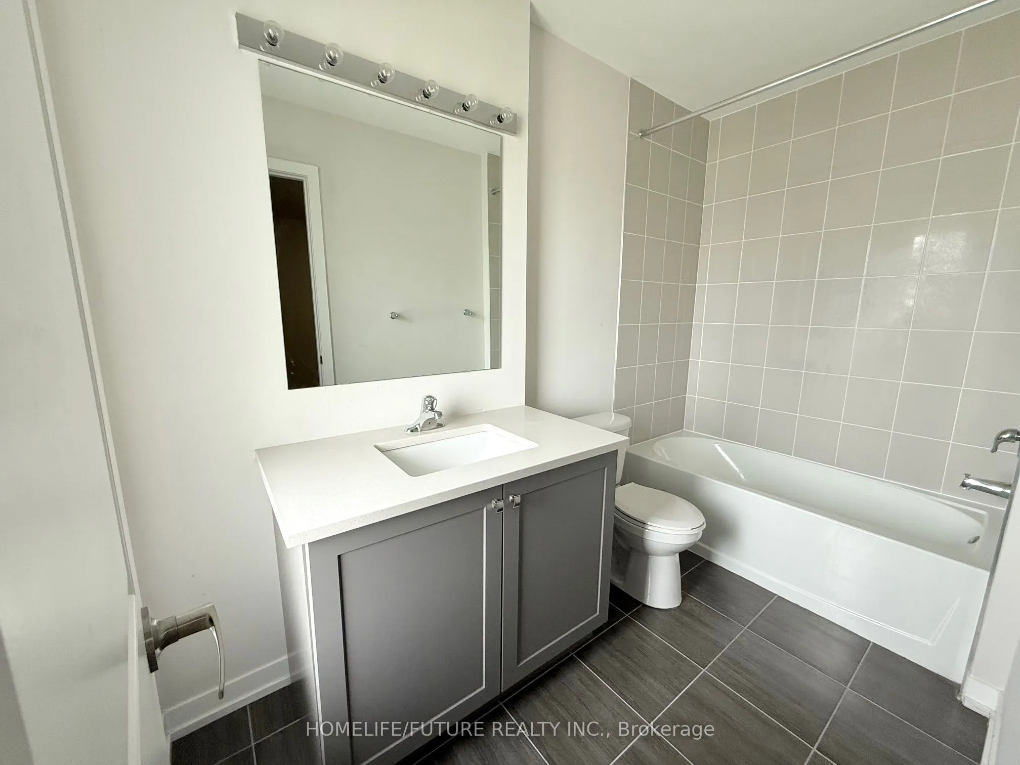 1956 Altona Road #2