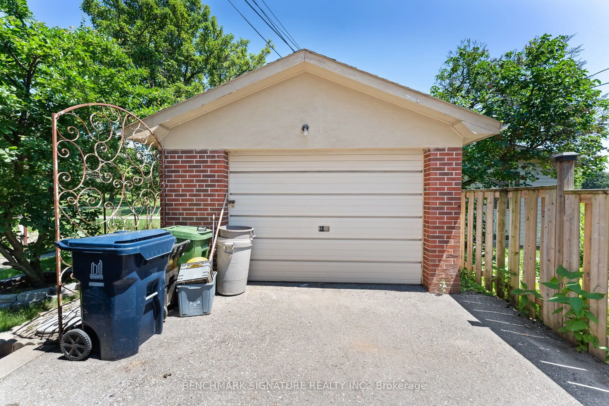 51 Baybrook Crescent
