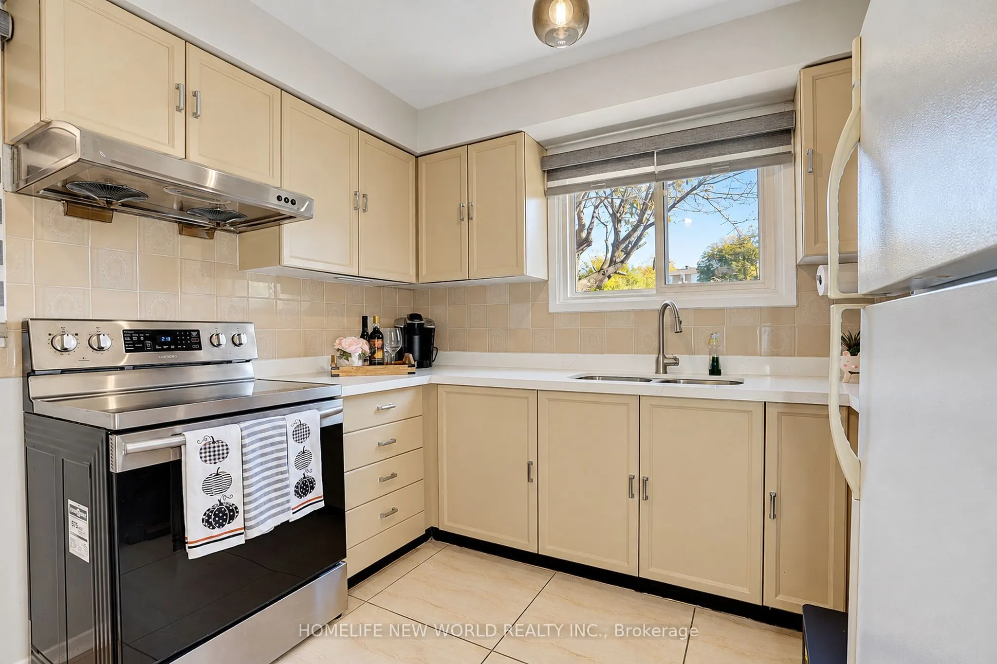 23 Shepmore Terrace