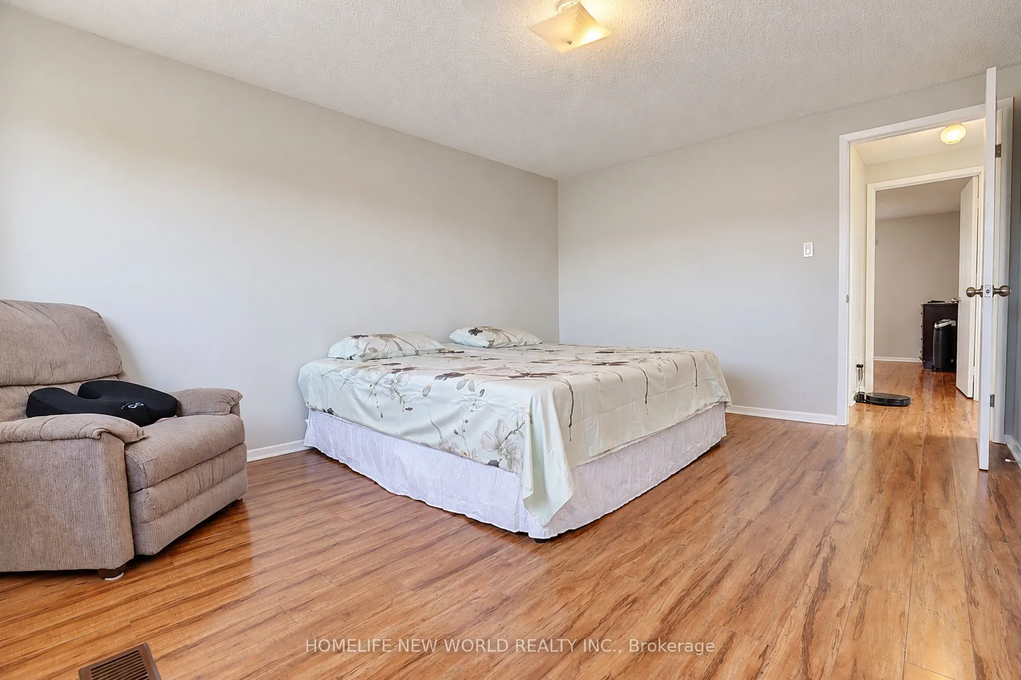 23 Shepmore Terrace