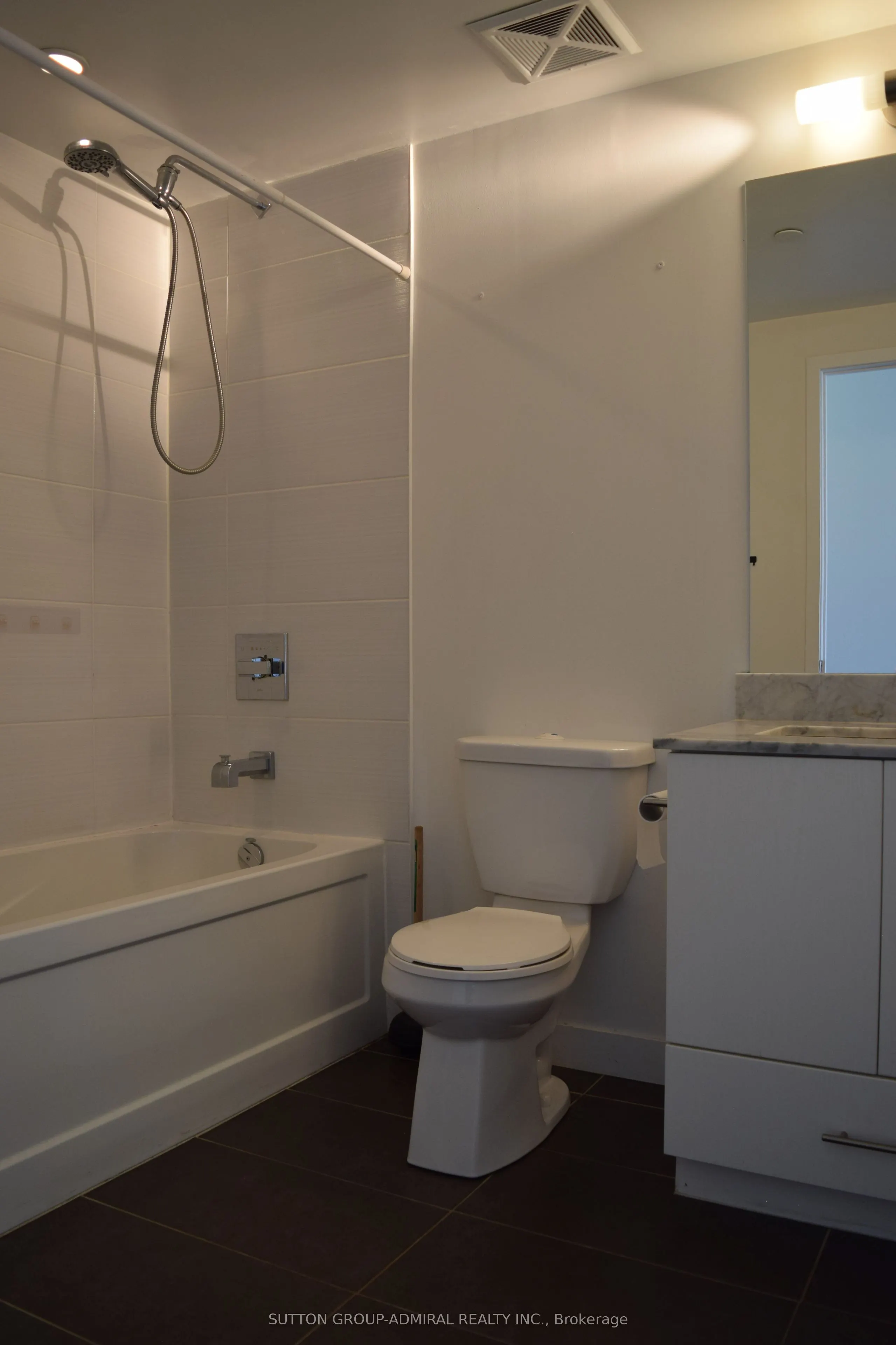 2055 Danforth Avenue #Unit# 411