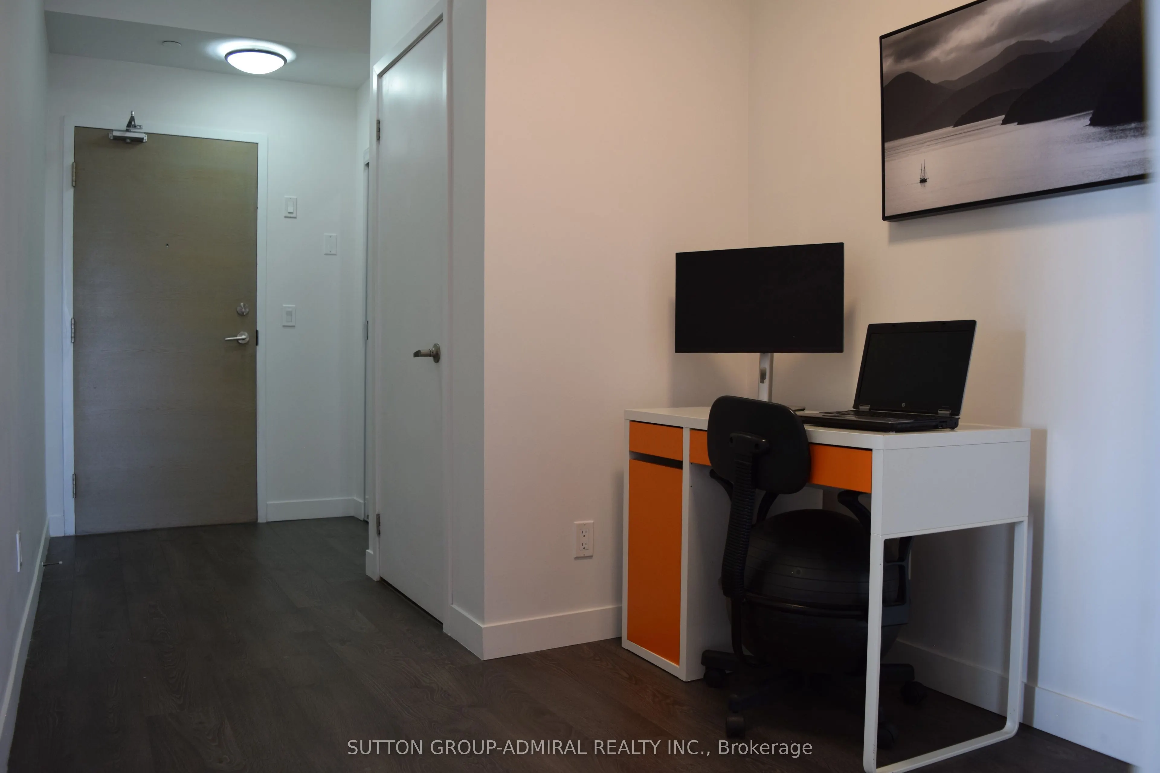 2055 Danforth Avenue #Unit# 411