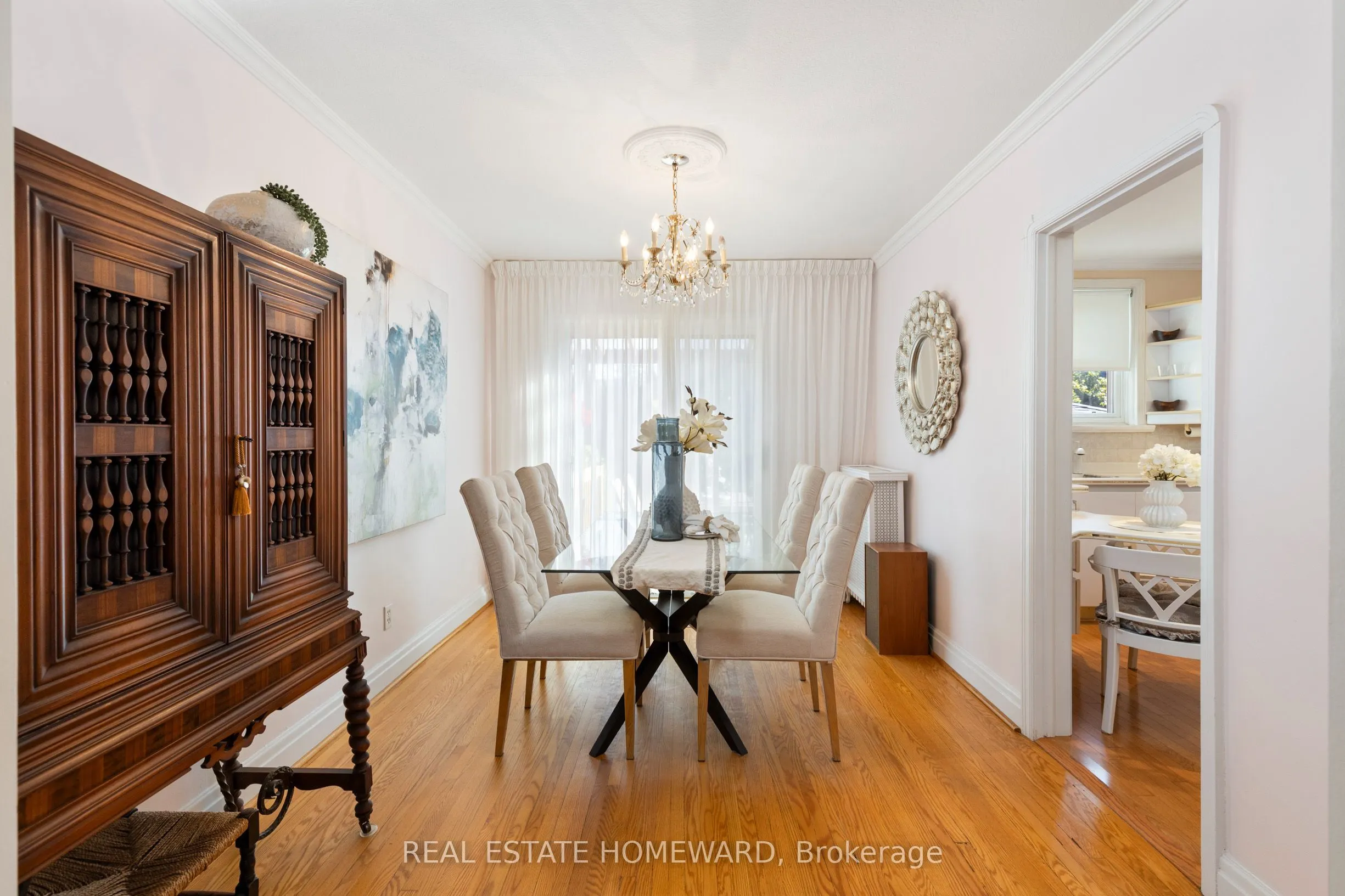 275 Blantyre Avenue
