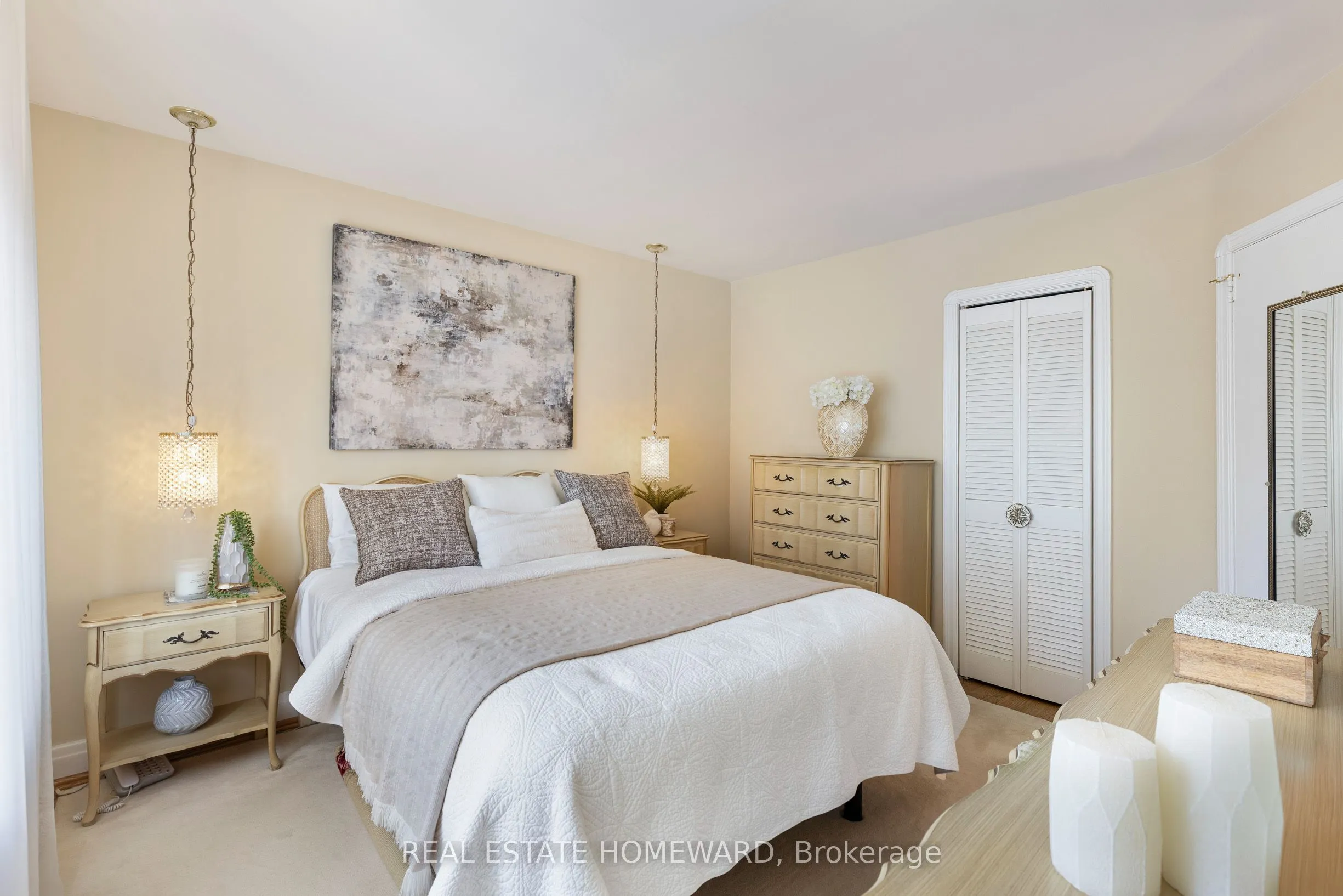 275 Blantyre Avenue