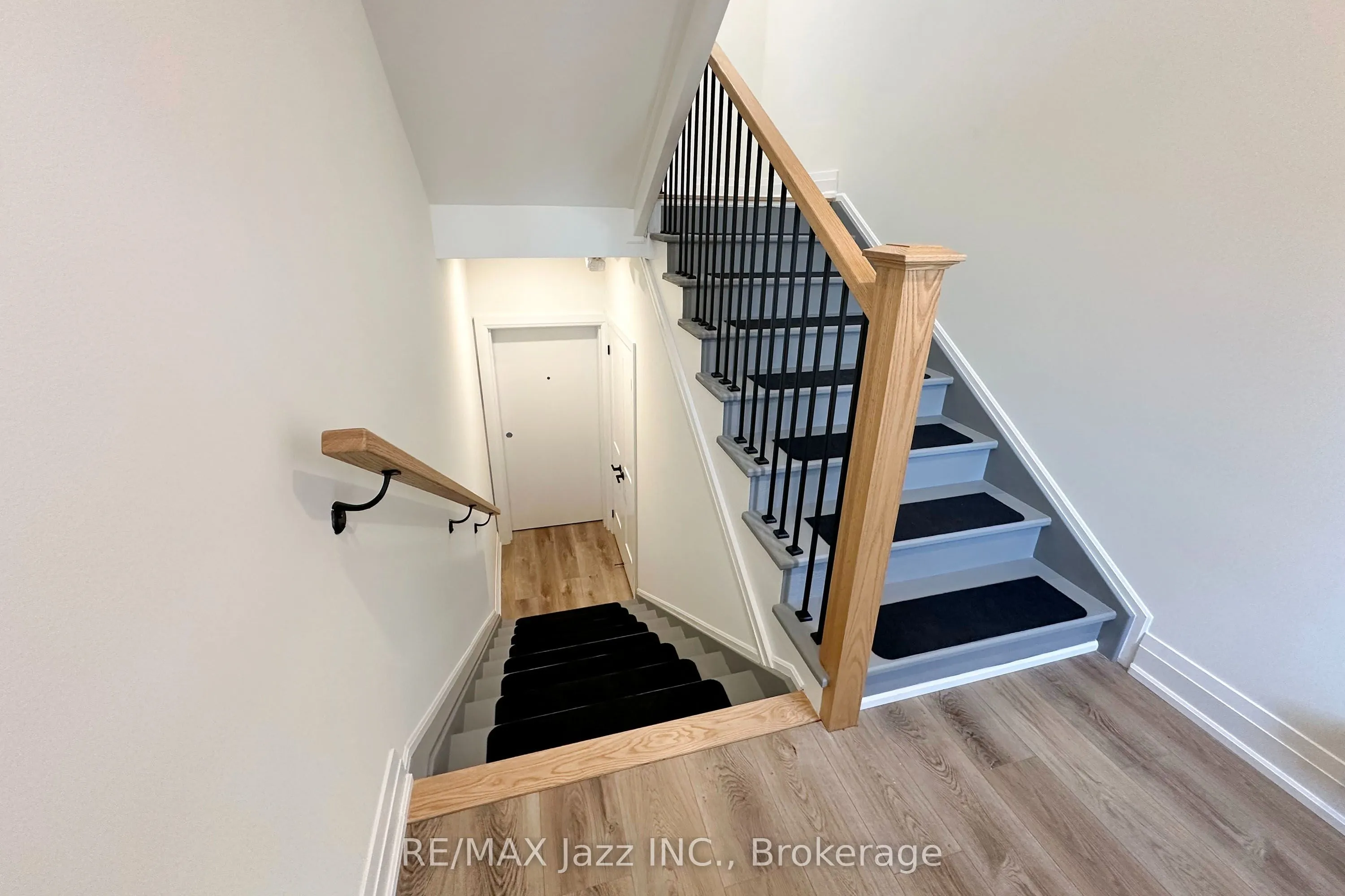 639 Hortop Street #LOWER