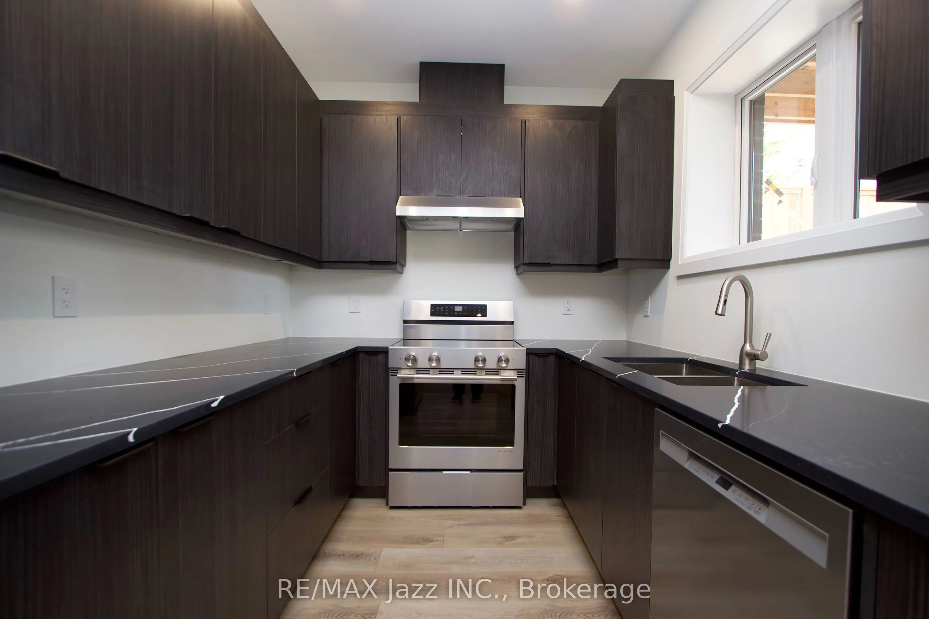 639 Hortop Street #UPPER