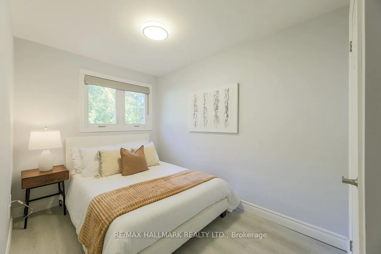 77A Badgerow Avenue