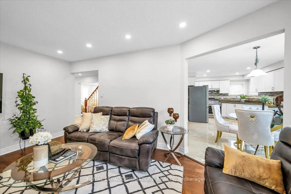 3 Griffen Place