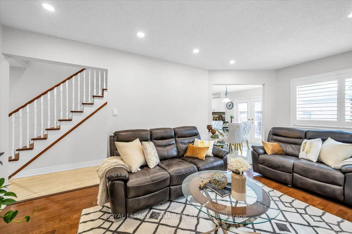 3 Griffen Place