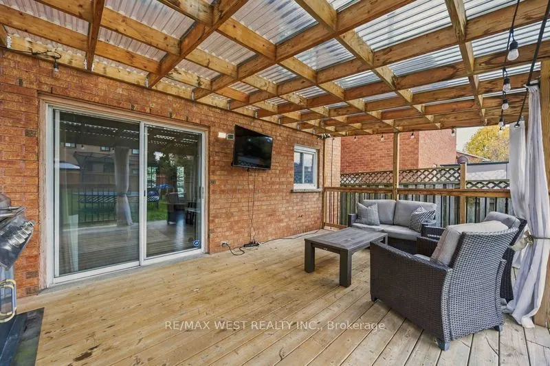 67 Woodstone Place