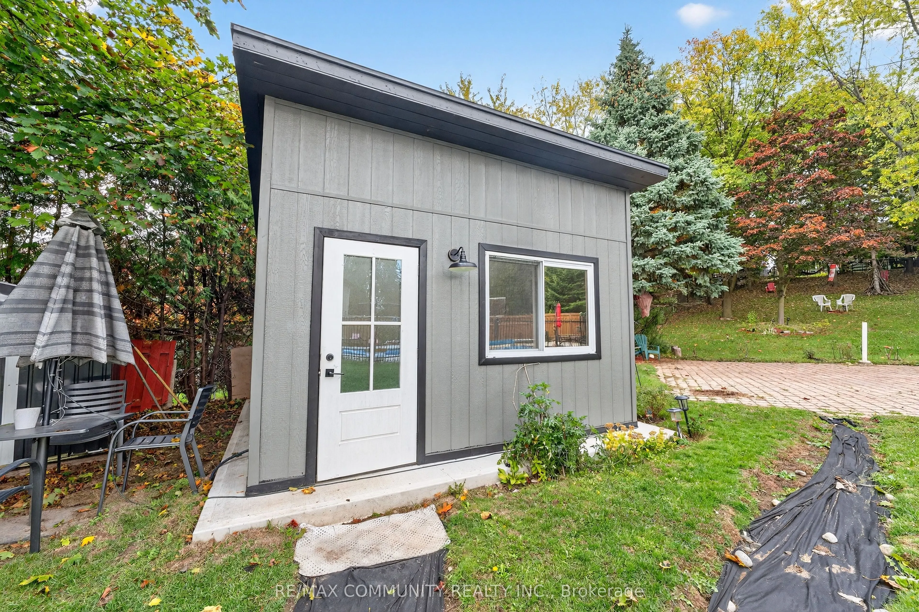 31 Withay Drive