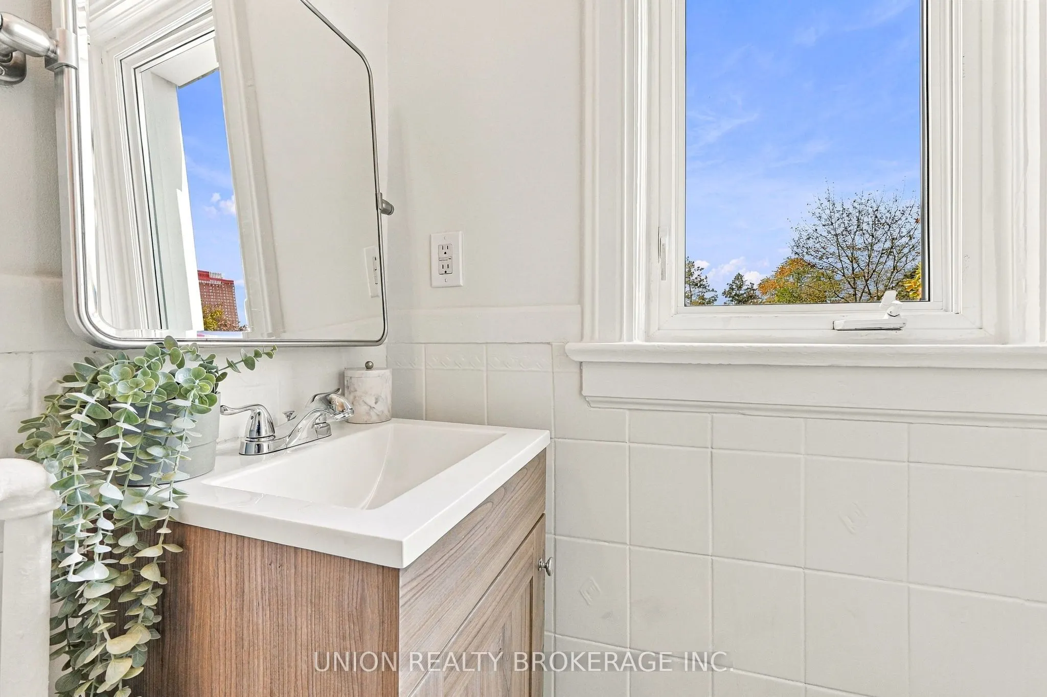 96 Malvern Avenue
