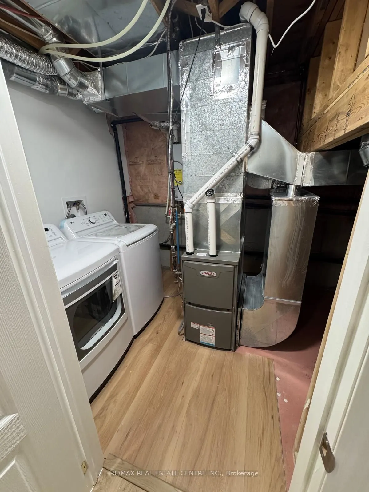 155 Waller Street #BSMT