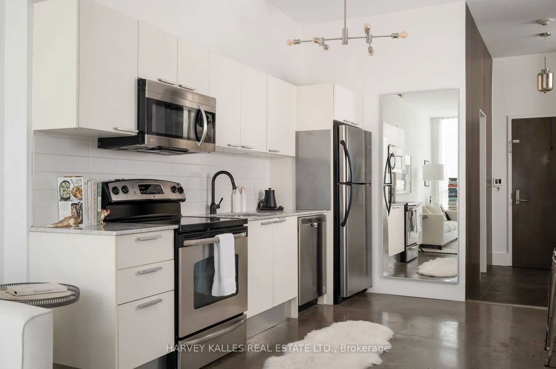 625 Queen Street E #410