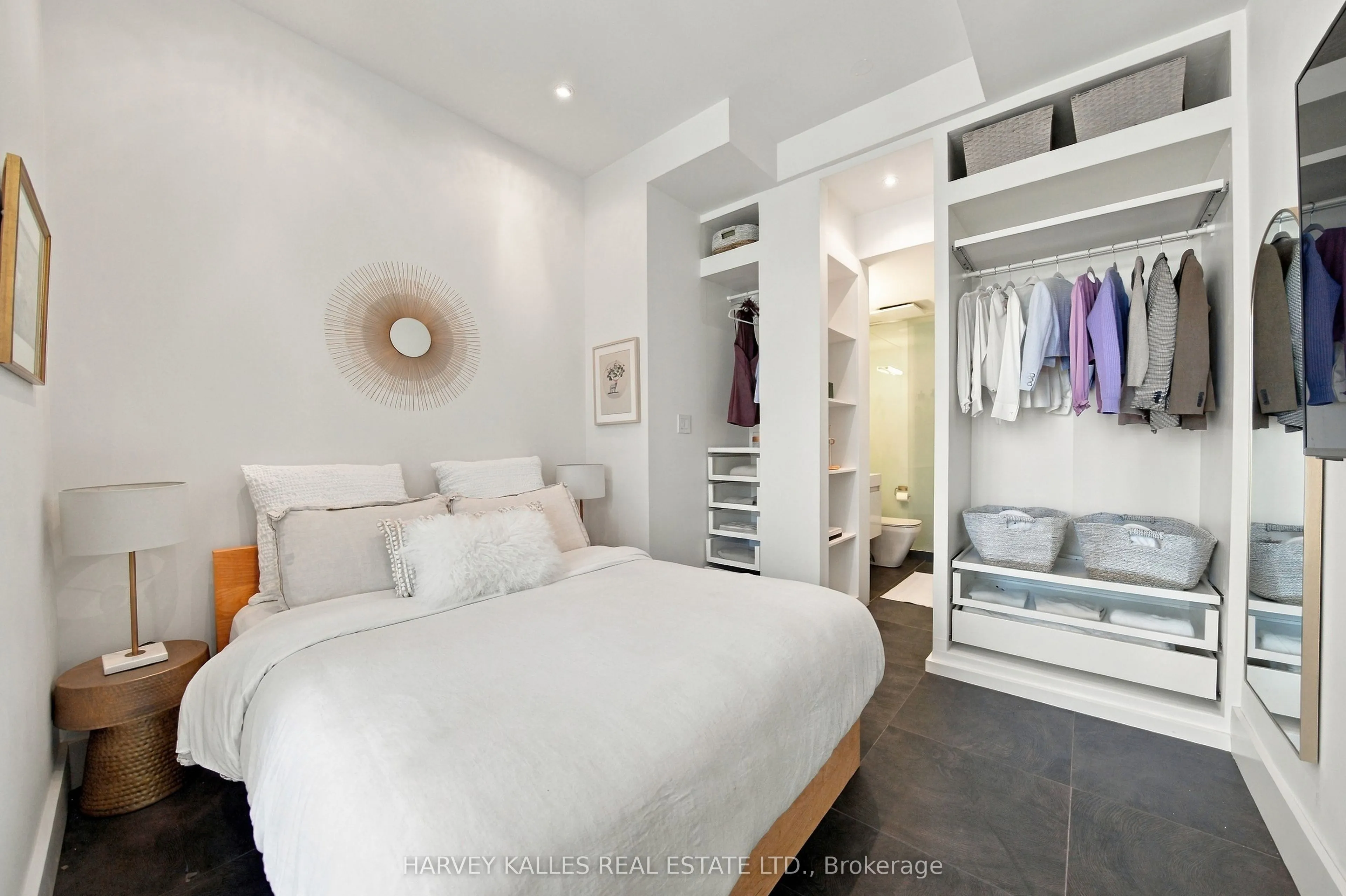 625 Queen Street E #410
