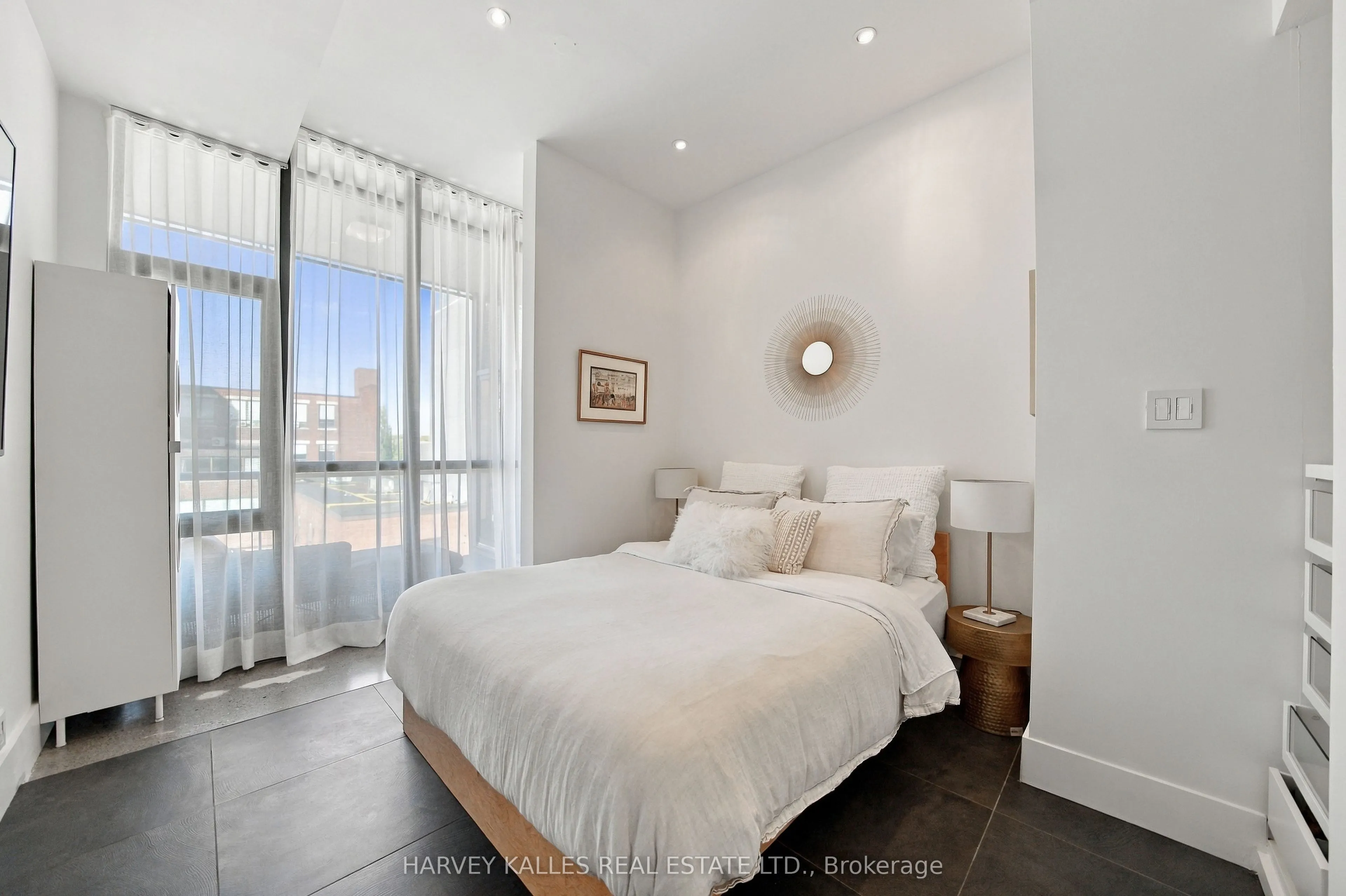 625 Queen Street E #410