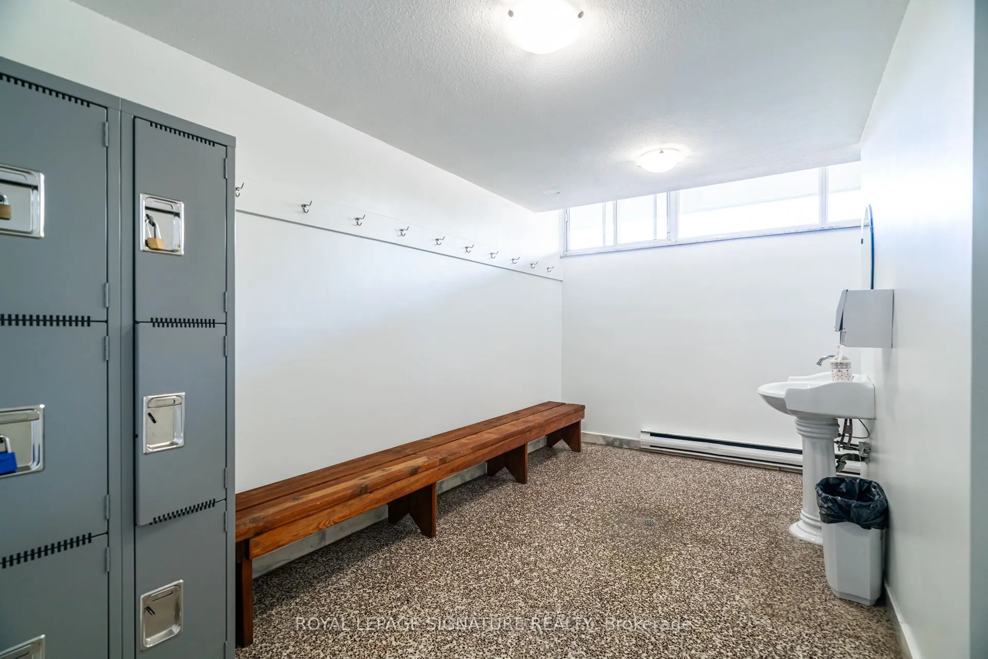 2550 Pharmacy Avenue #812