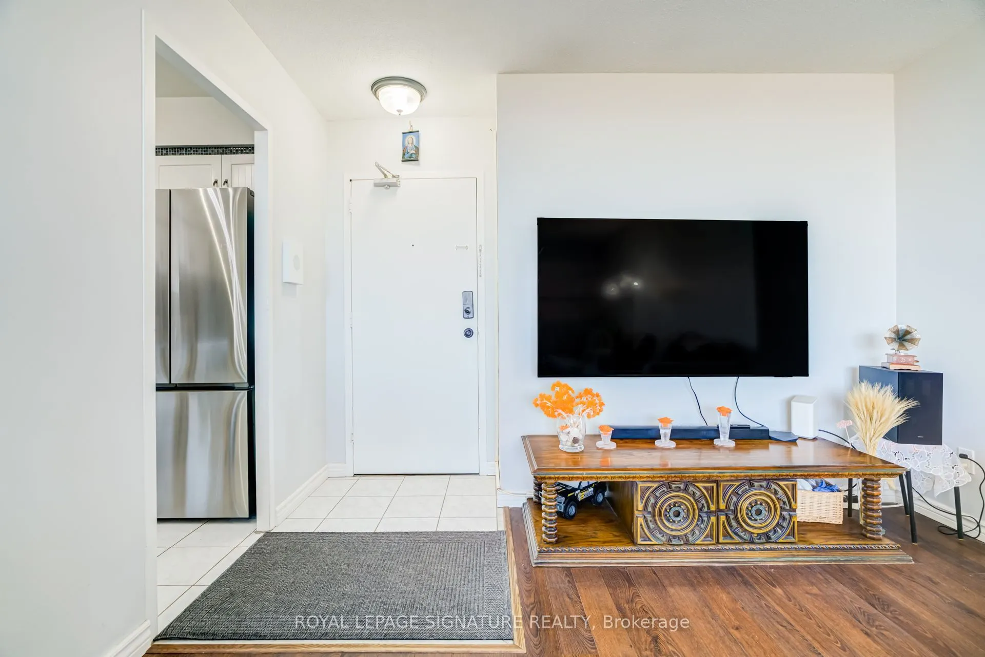 2550 Pharmacy Avenue #812