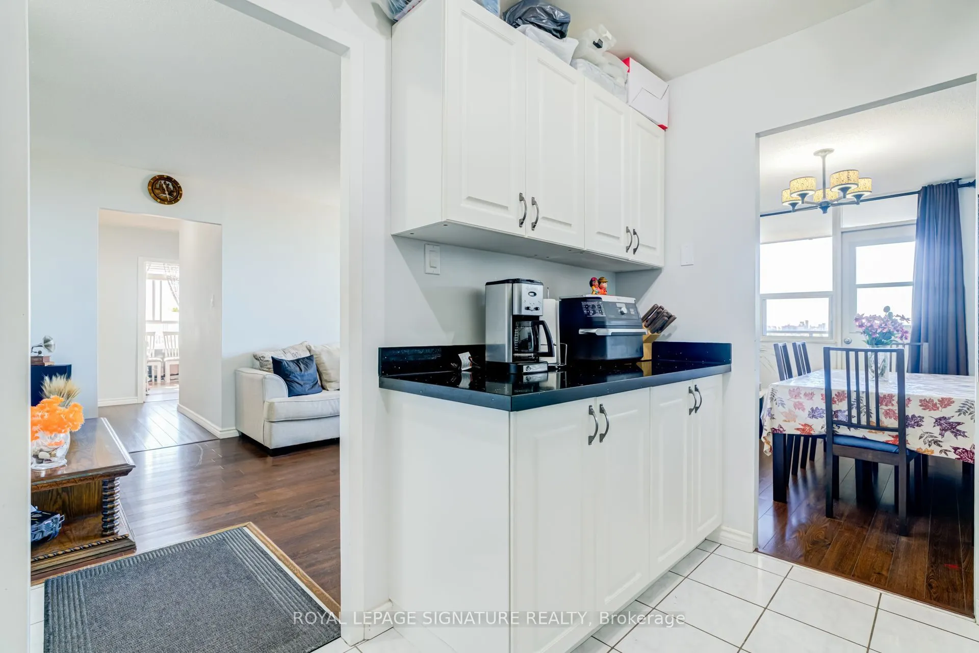 2550 Pharmacy Avenue #812