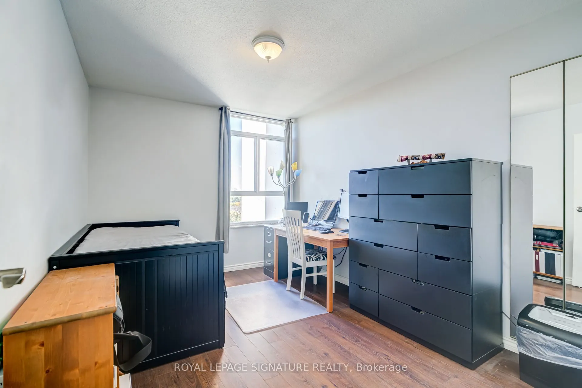 2550 Pharmacy Avenue #812