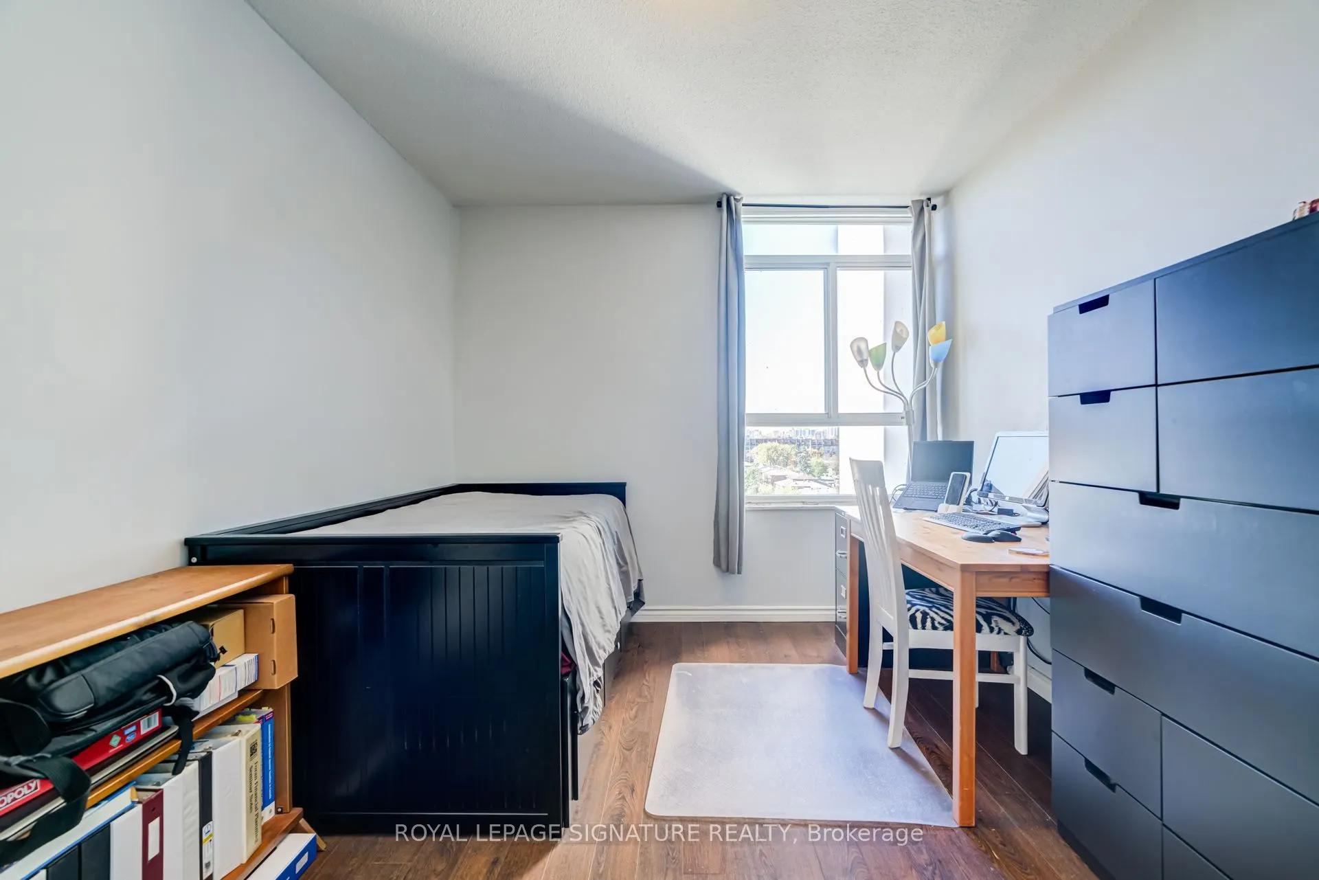 2550 Pharmacy Avenue #812