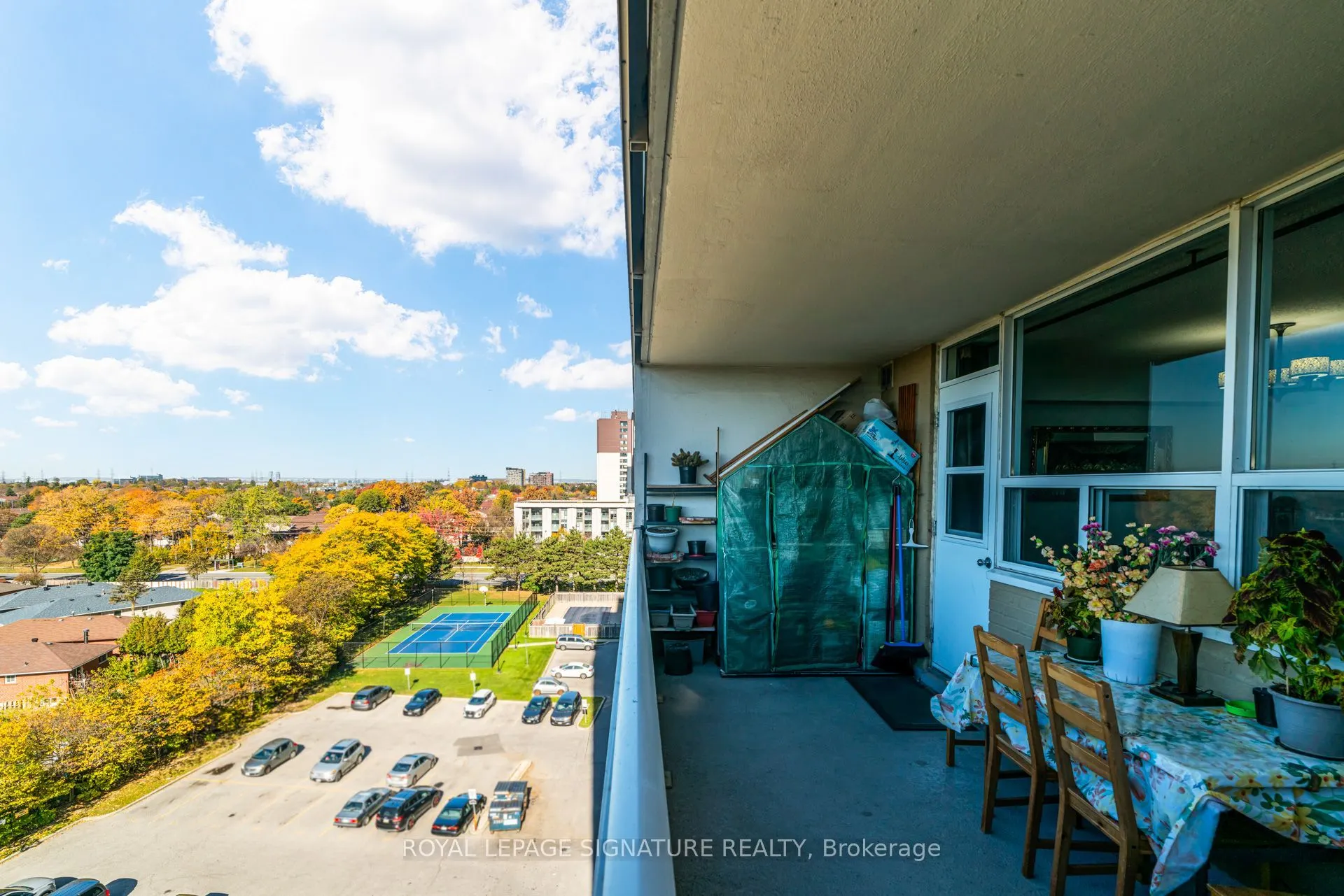 2550 Pharmacy Avenue #812