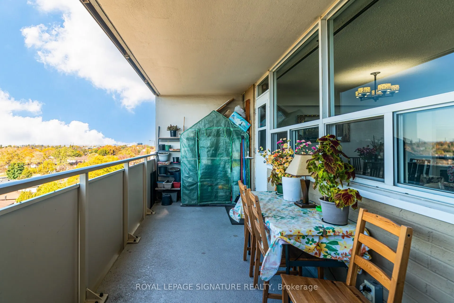 2550 Pharmacy Avenue #812
