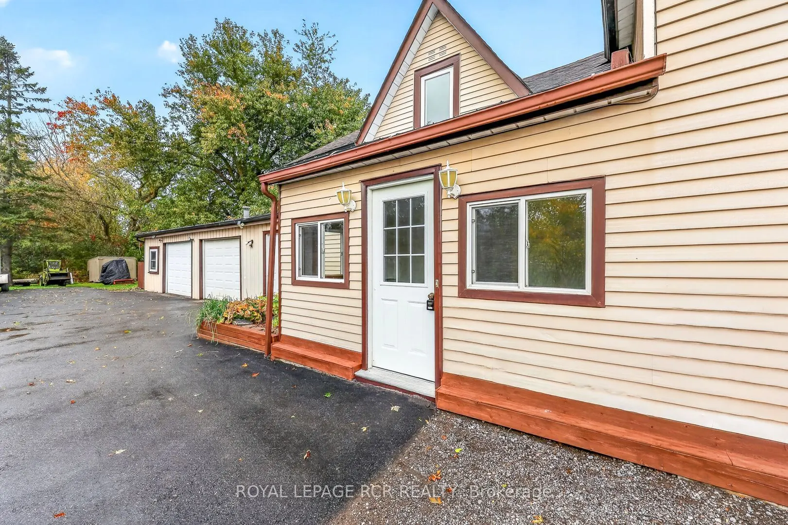 22984 Highway 12 Road