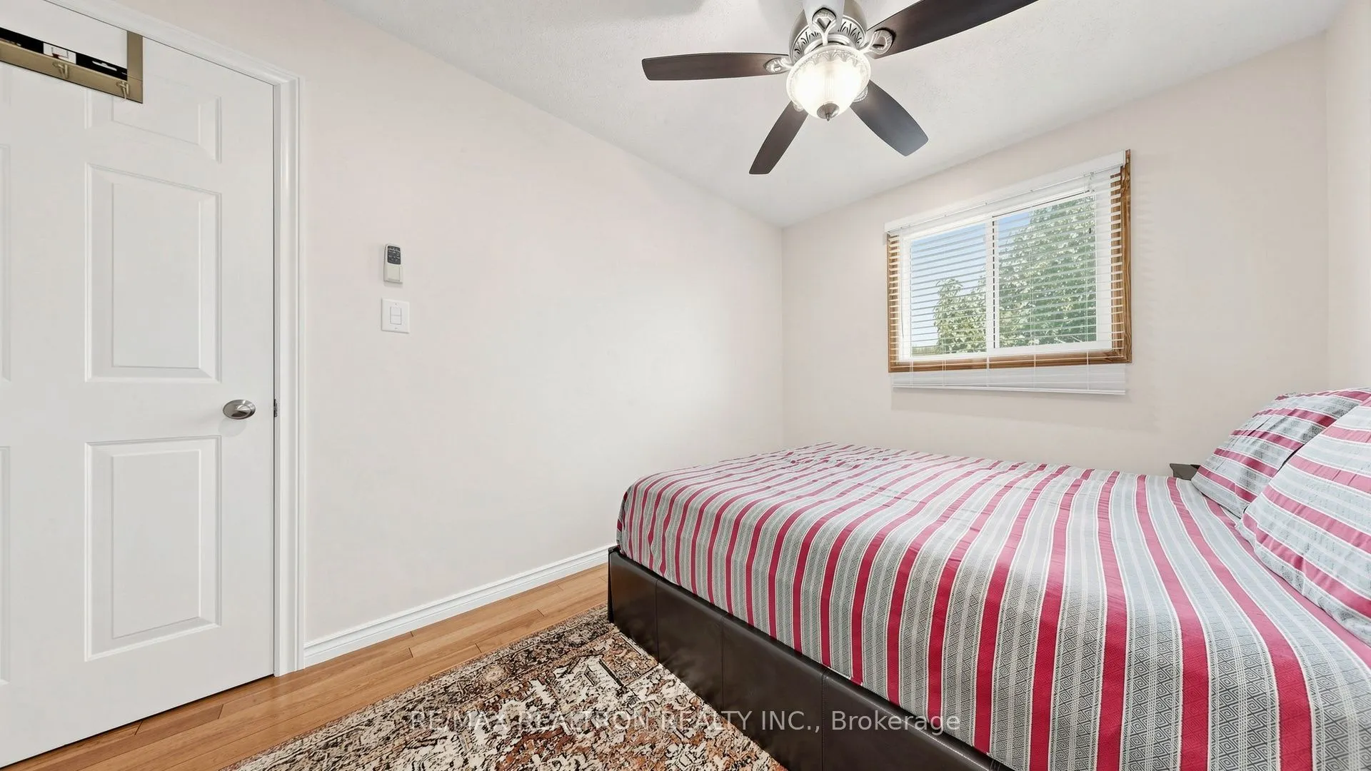 1640 Nichol Avenue #4