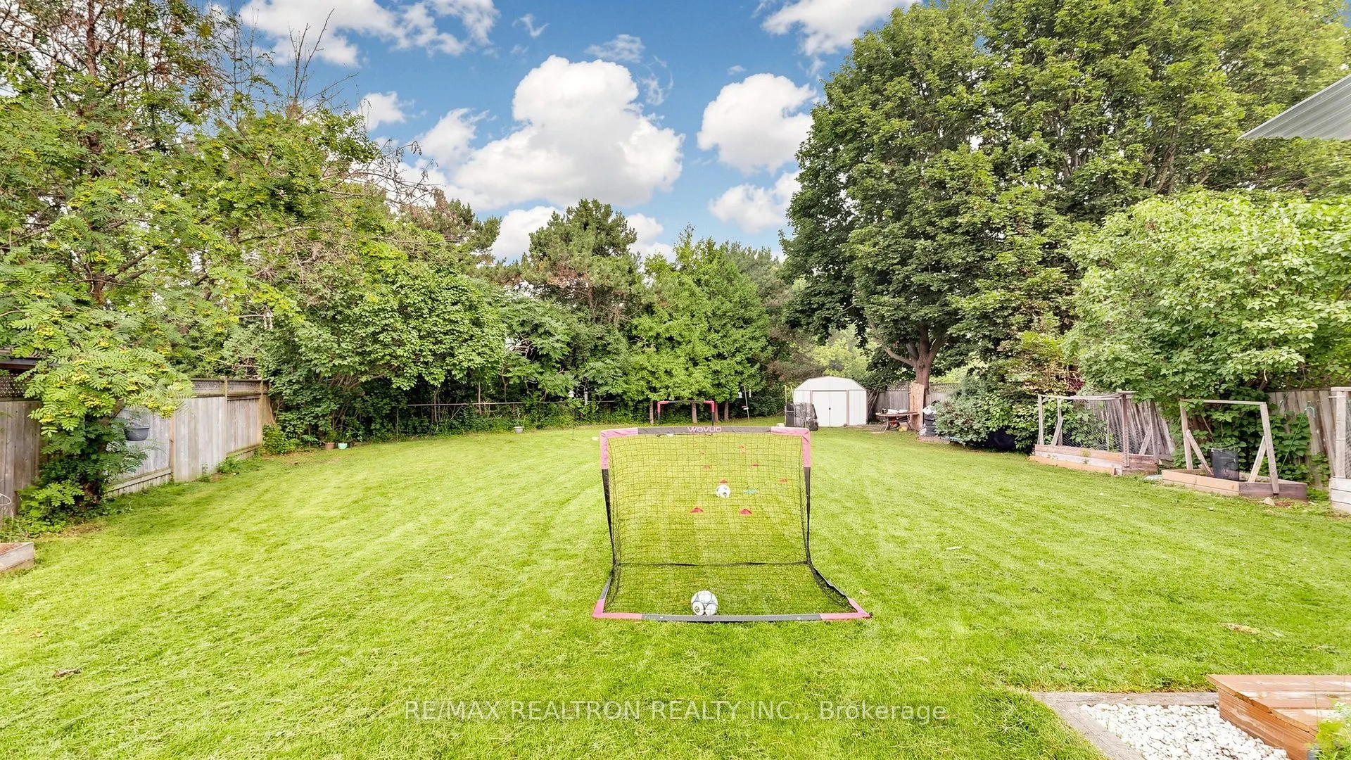 1640 Nichol Avenue #4