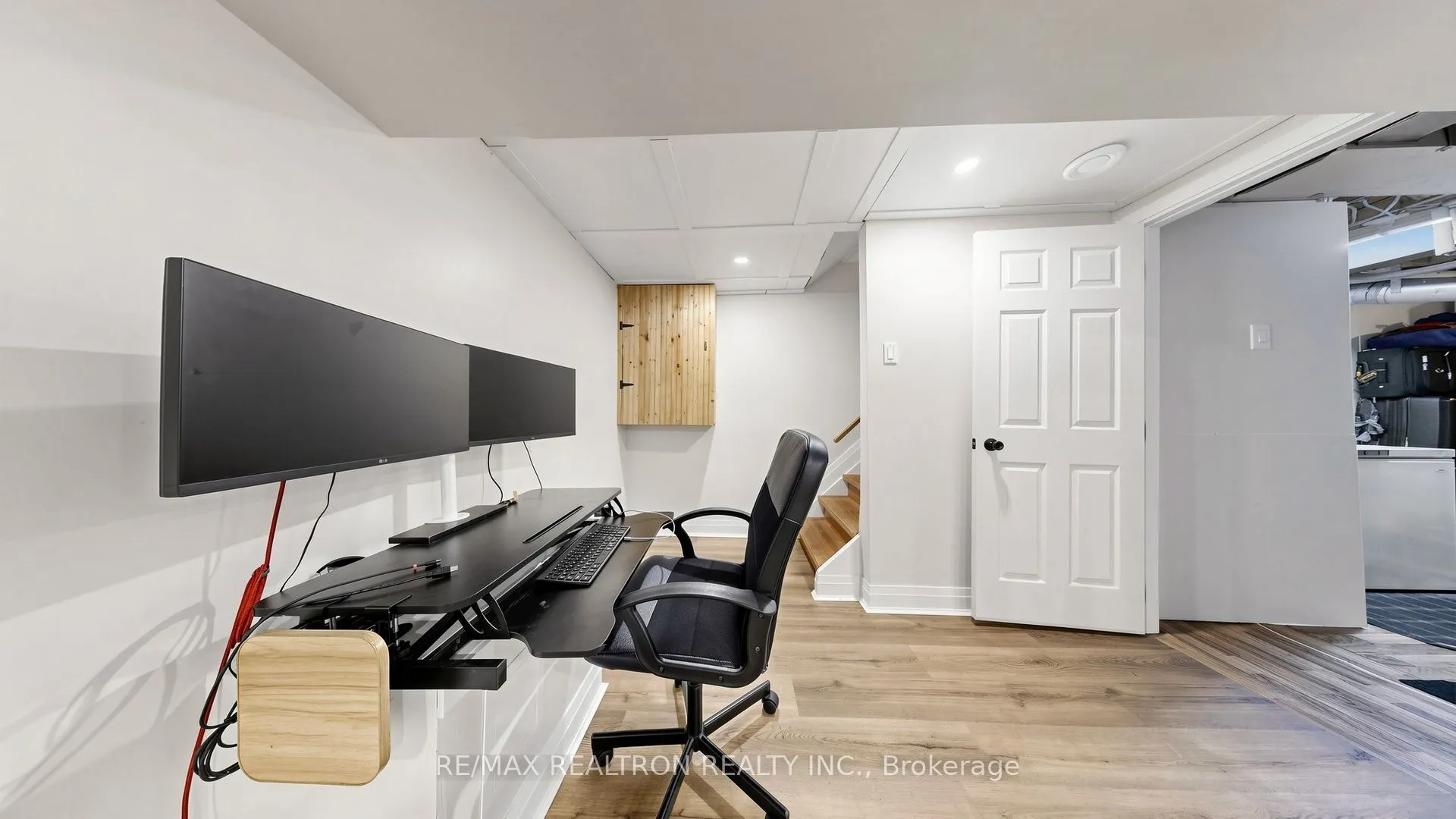 1640 Nichol Avenue #4
