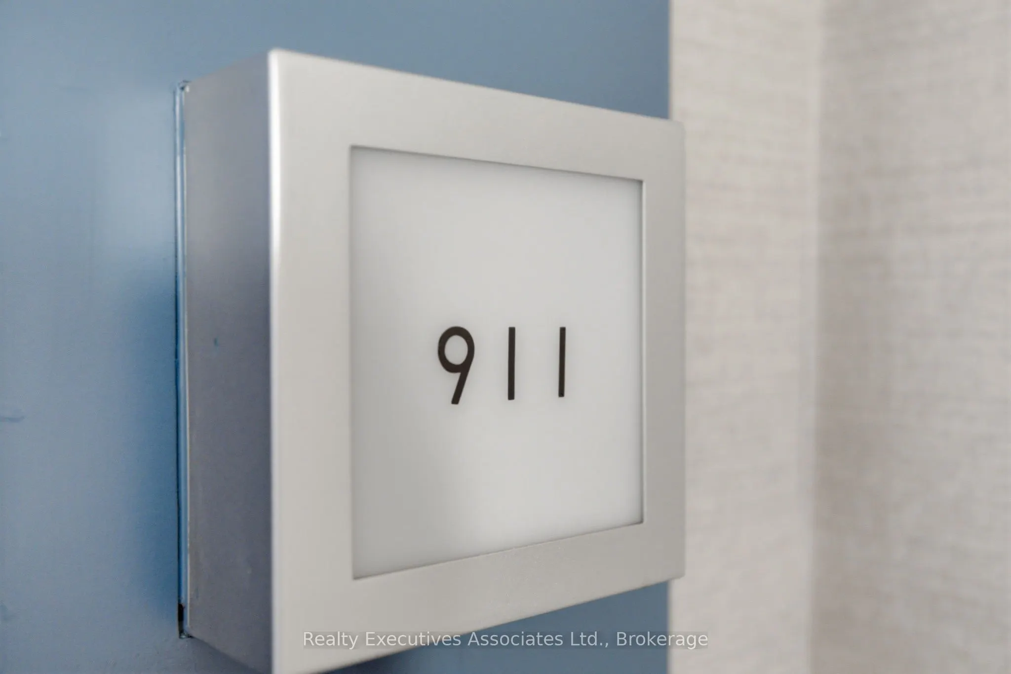 1600 Charles Street #911