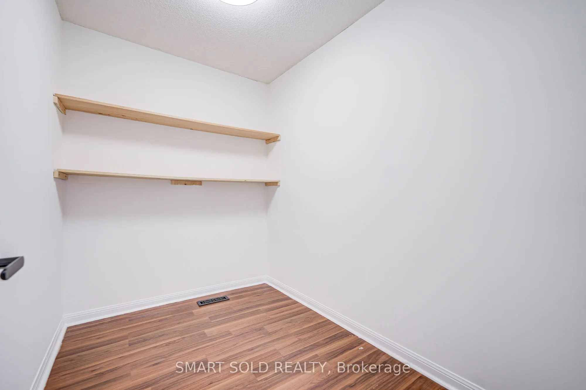 47 Robideau Place