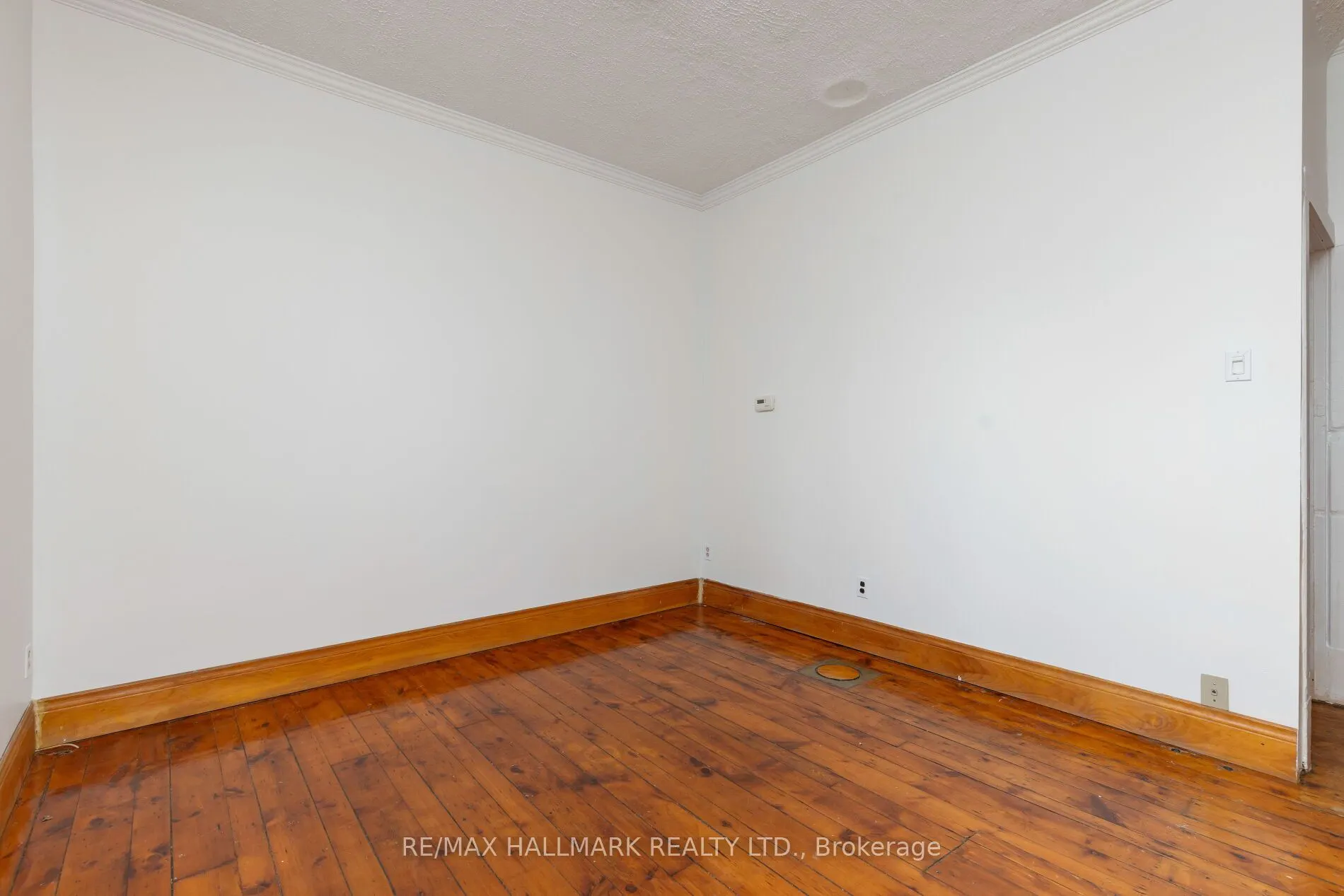 10 Woodgreen Place
