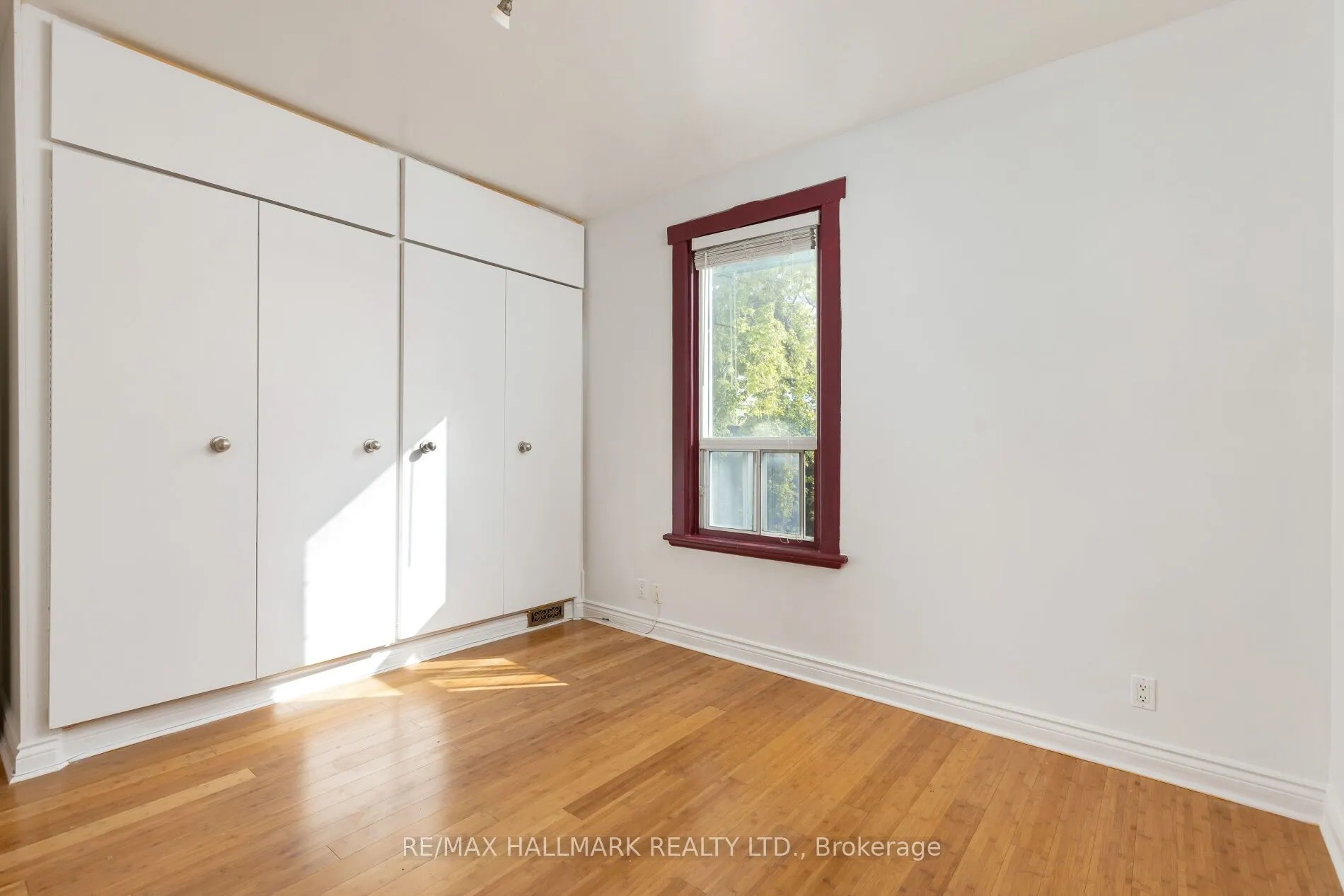 10 Woodgreen Place
