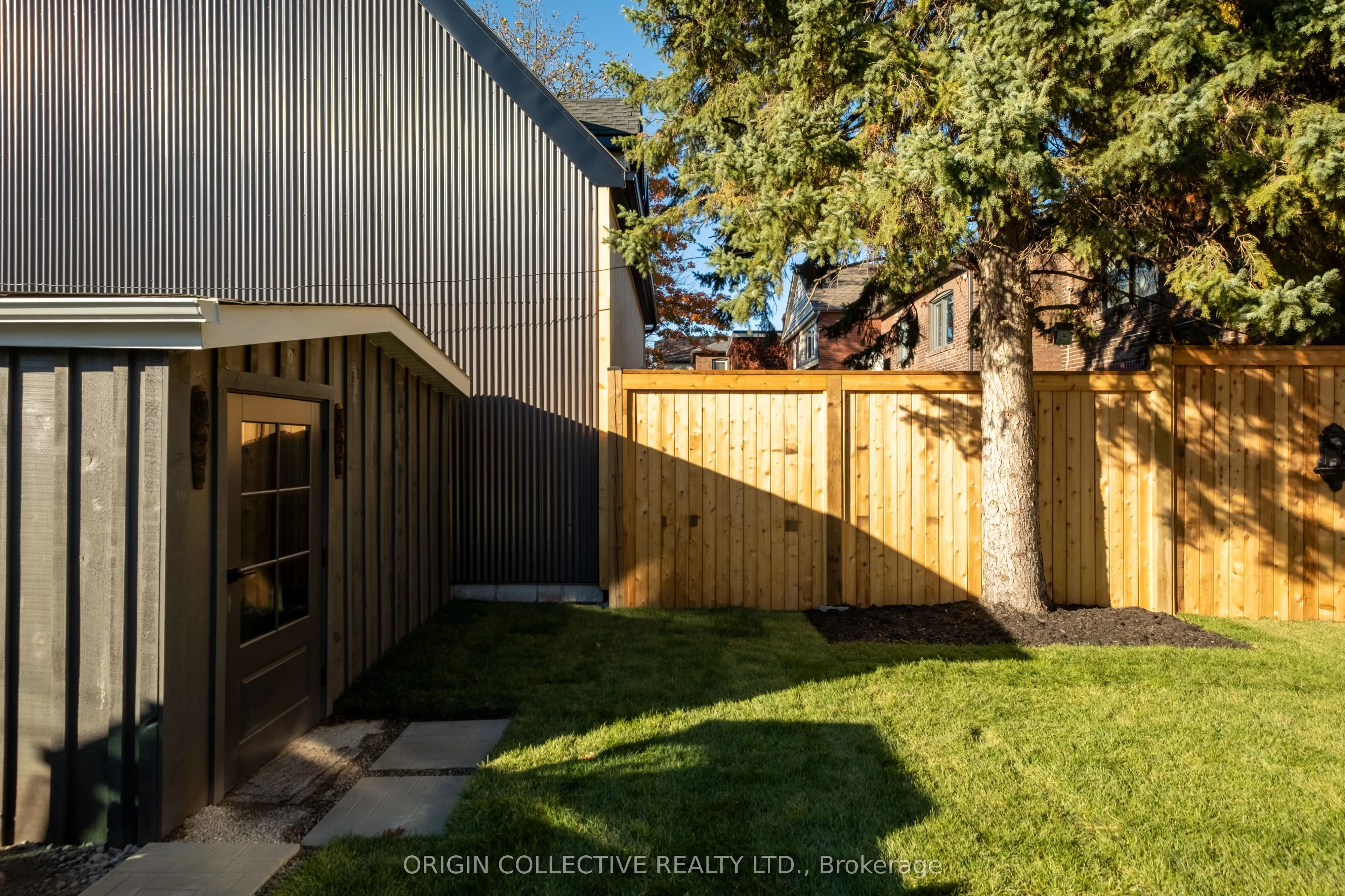 6 Oakdene Crescent