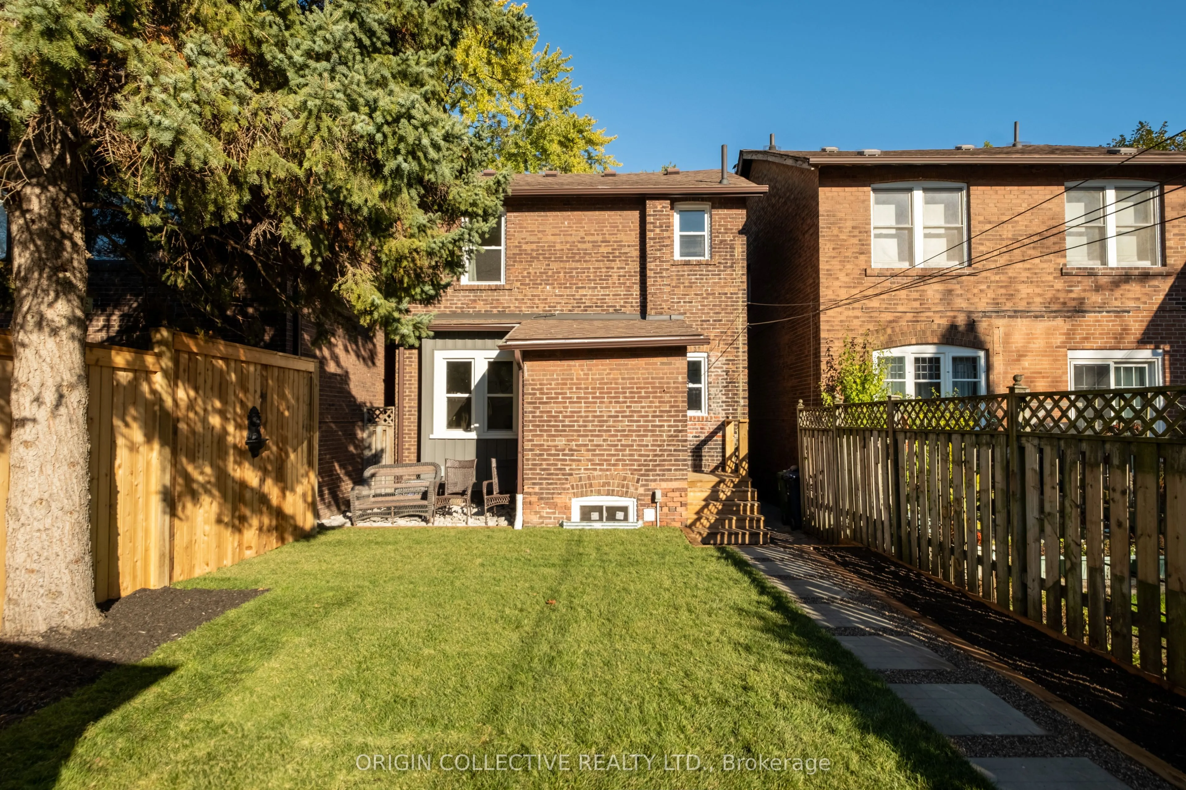6 Oakdene Crescent