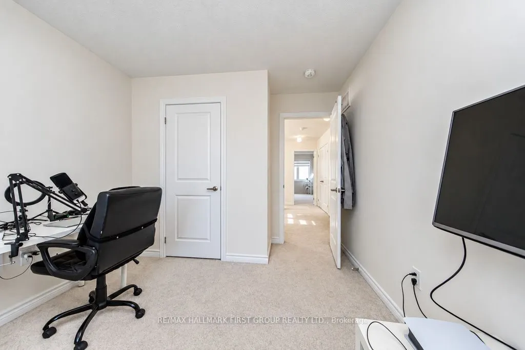 2620 Apricot Lane